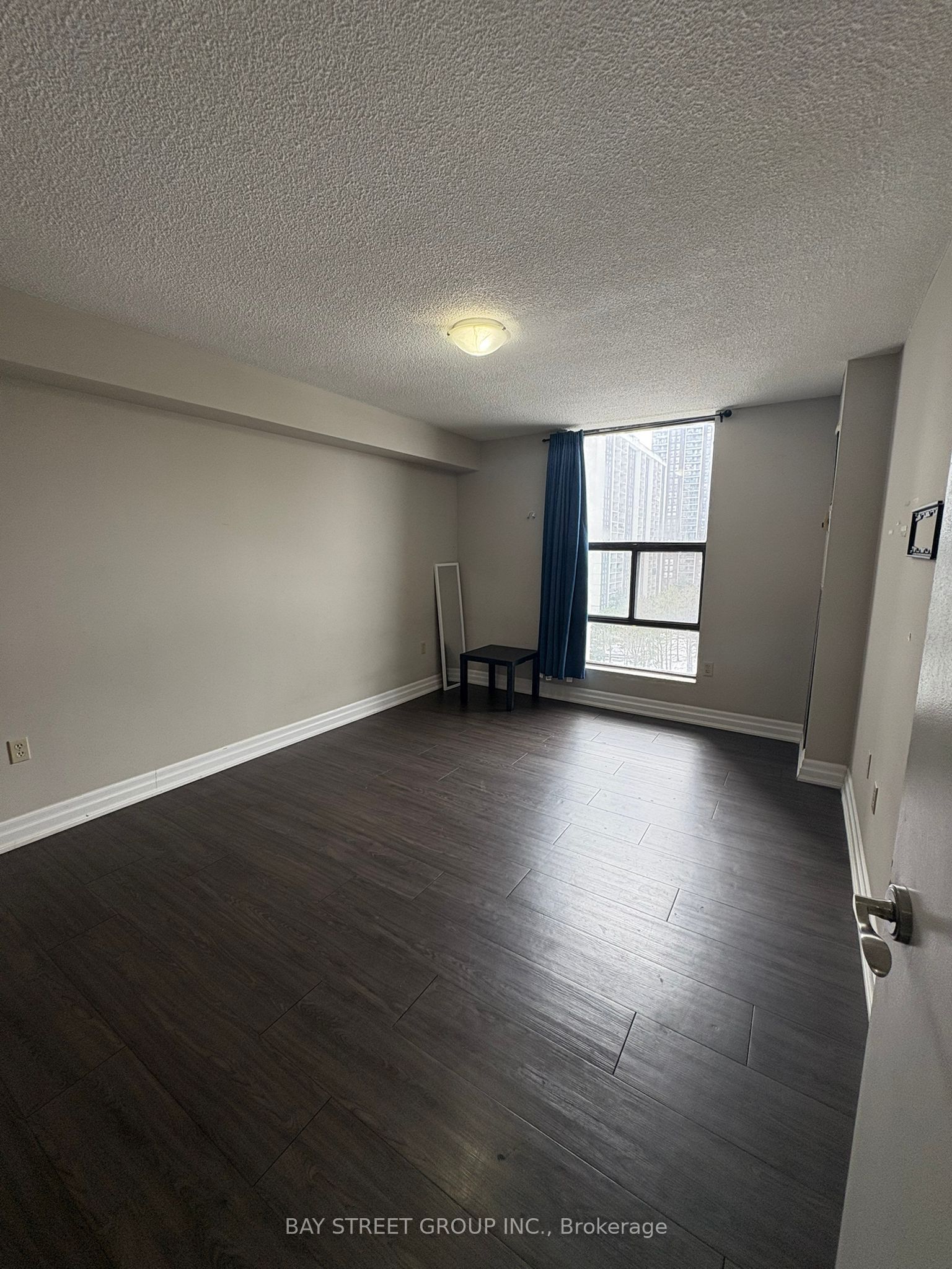 Photo 7 of Unit 804, 17 Knightsbridge Road, Brampton, Queen Street Corridor — HOMEH