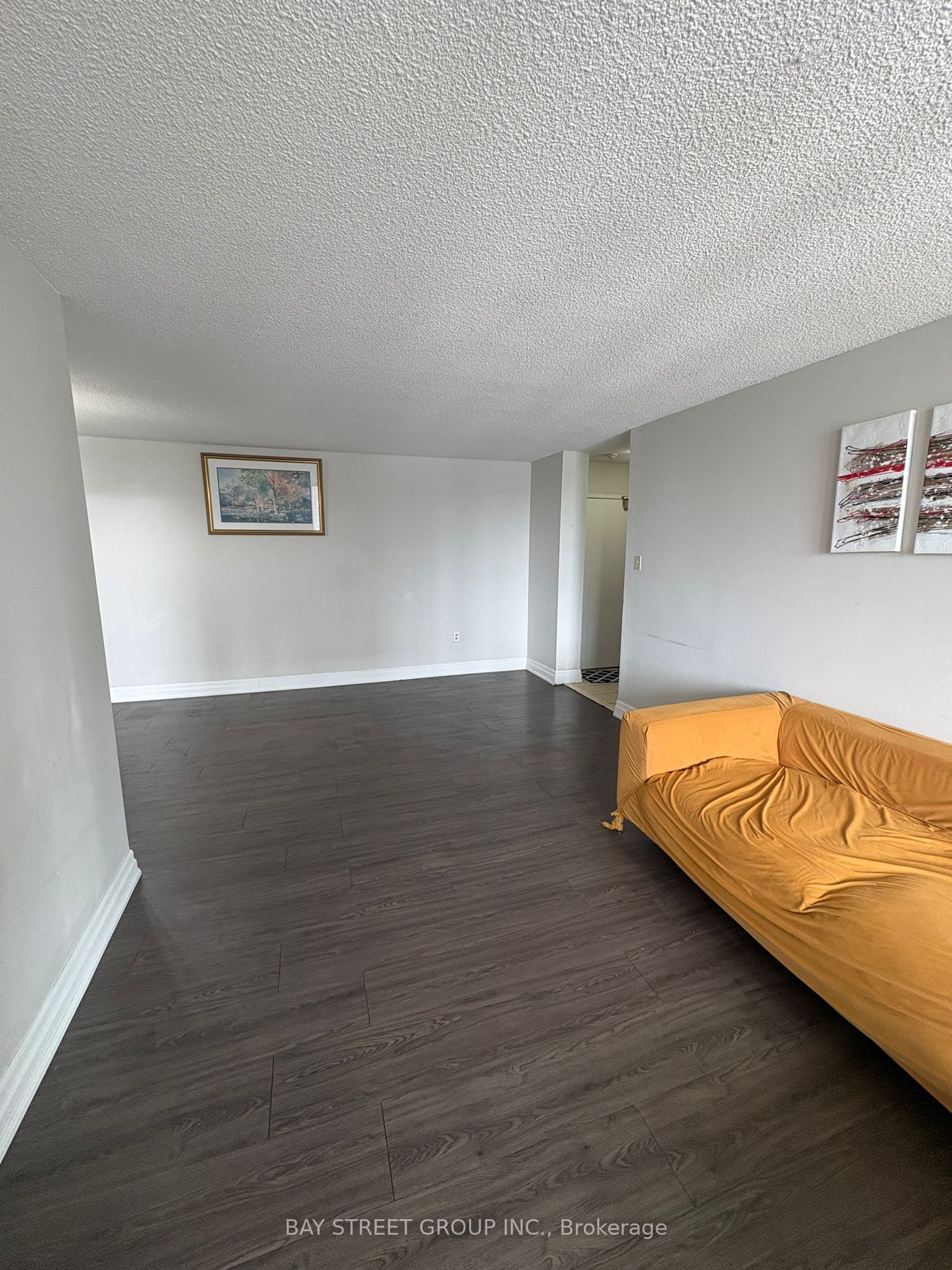 Photo 2 of Unit 804, 17 Knightsbridge Road, Brampton, Queen Street Corridor — HOMEH