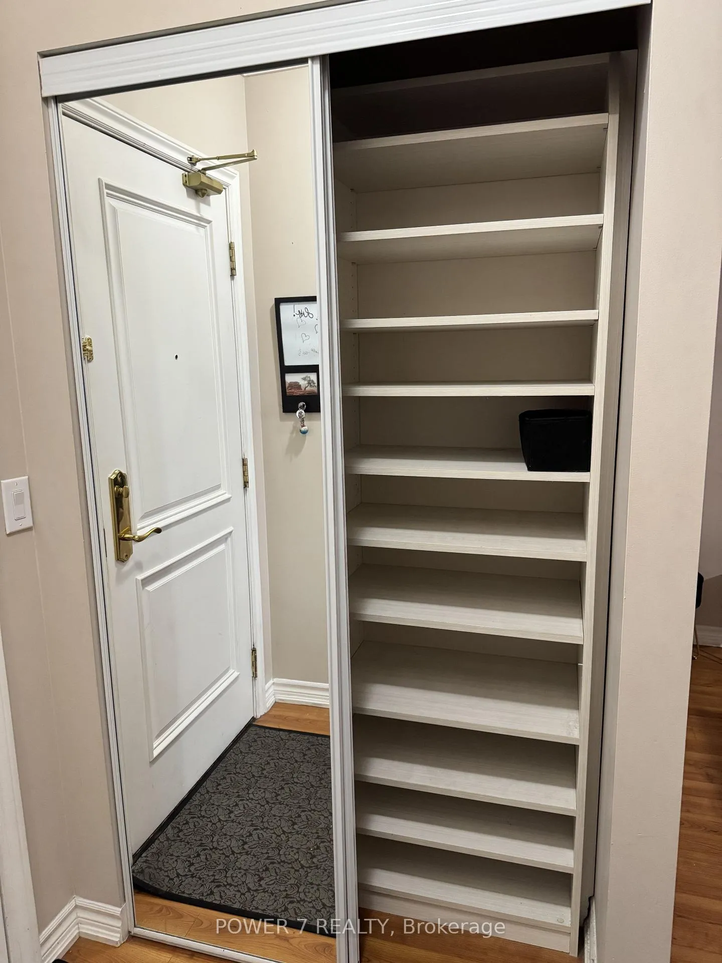 Photo 3 of Unit 1615, 9235 Jane Street, Vaughan, Maple — HOMEH