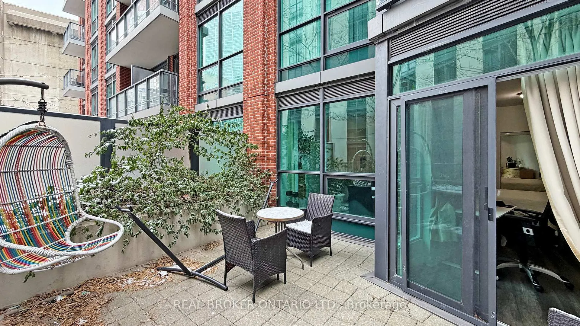 Photo 15 of Unit 313, 38 The Esplanade, Toronto, Waterfront Communities — HOMEH