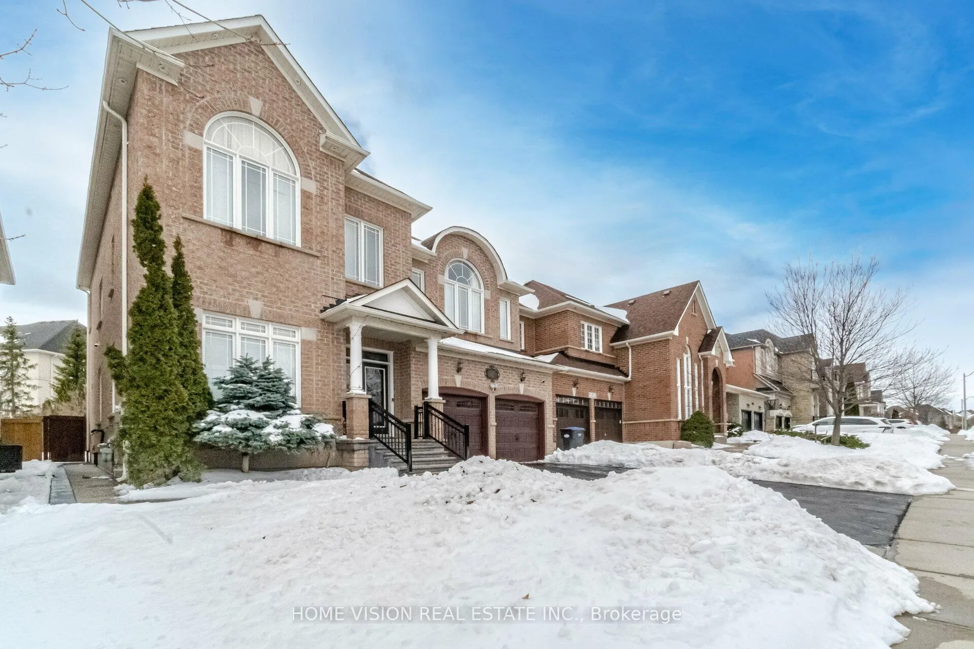 Photo 4 of Unit Bsmt, 6 Nova Scotia Road W, Brampton, Bram West — HOMEH