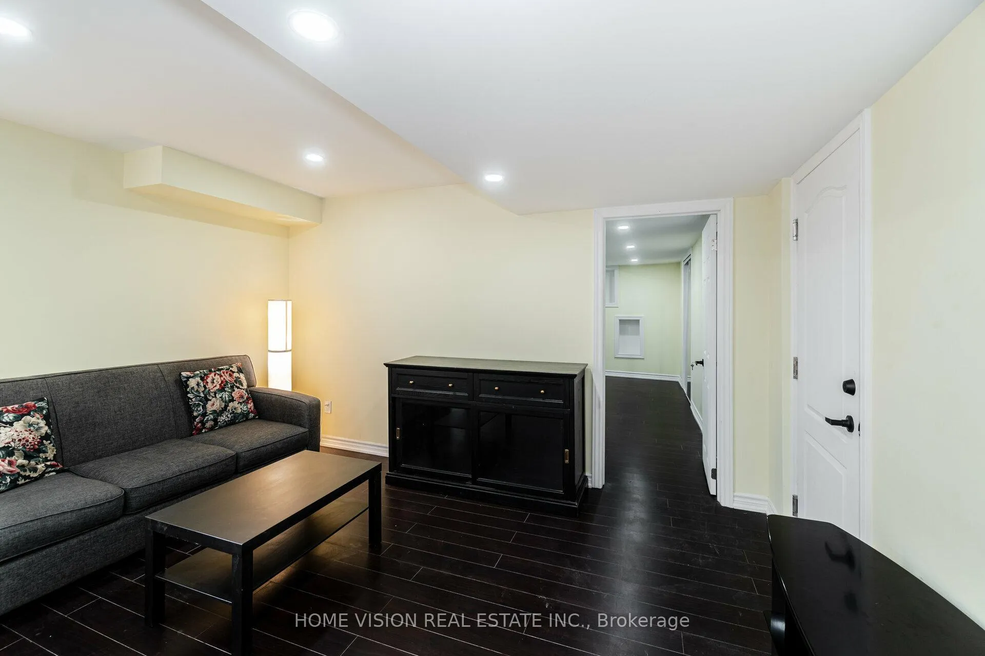 Photo 7 of Unit Bsmt, 6 Nova Scotia Road W, Brampton, Bram West — HOMEH