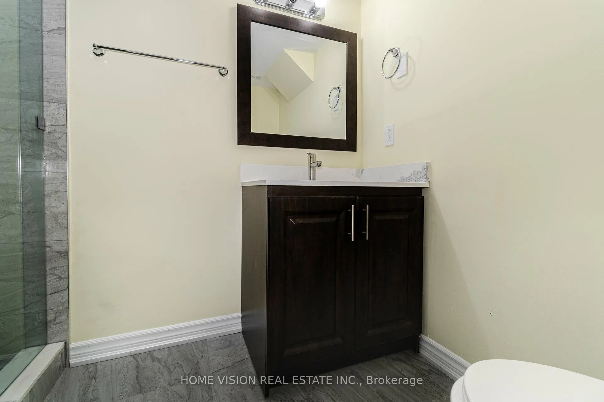 Photo 12 of Unit Bsmt, 6 Nova Scotia Road W, Brampton, Bram West — HOMEH