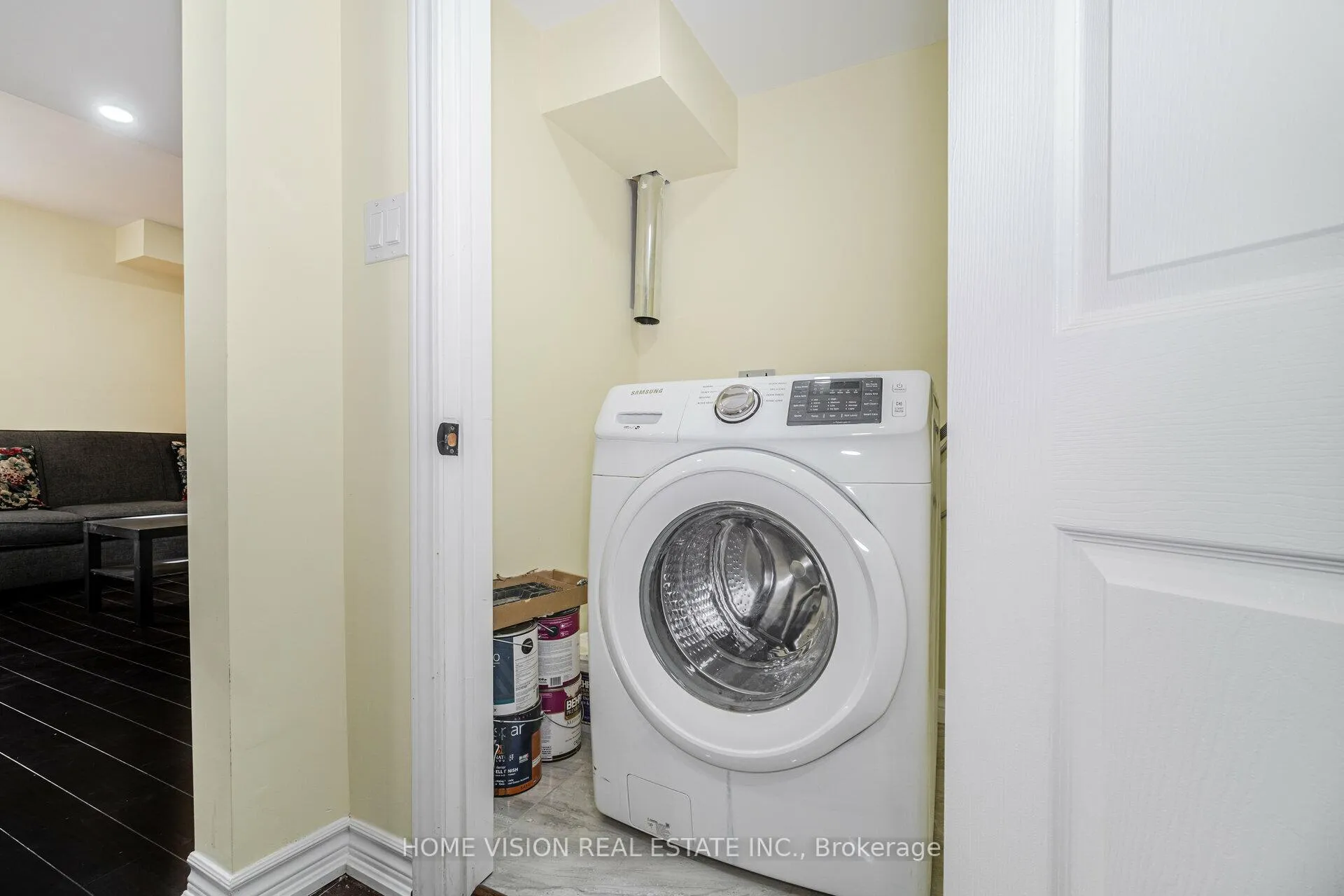 Photo 14 of Unit Bsmt, 6 Nova Scotia Road W, Brampton, Bram West — HOMEH