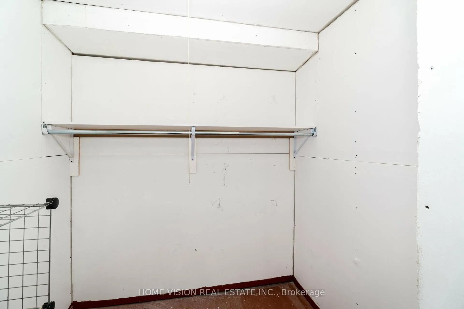 Photo 19 of Unit Bsmt, 6 Nova Scotia Road W, Brampton, Bram West — HOMEH