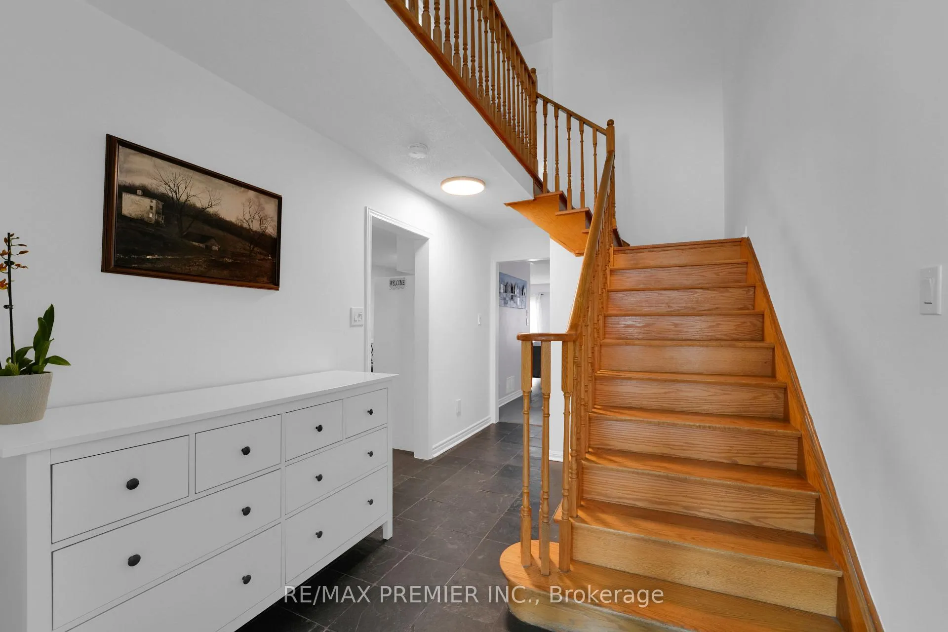 Photo 6 of 15 Michelle Drive, Vaughan, East Woodbridge — HOMEH