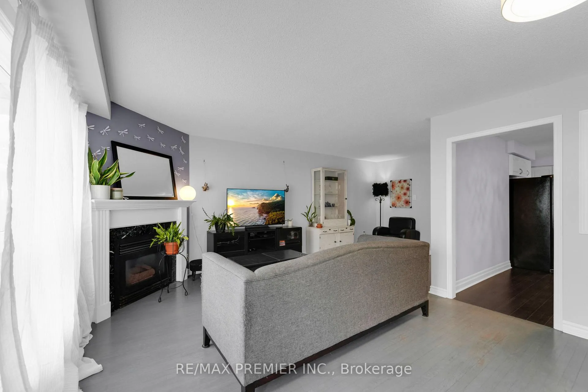 Photo 13 of 15 Michelle Drive, Vaughan, East Woodbridge — HOMEH