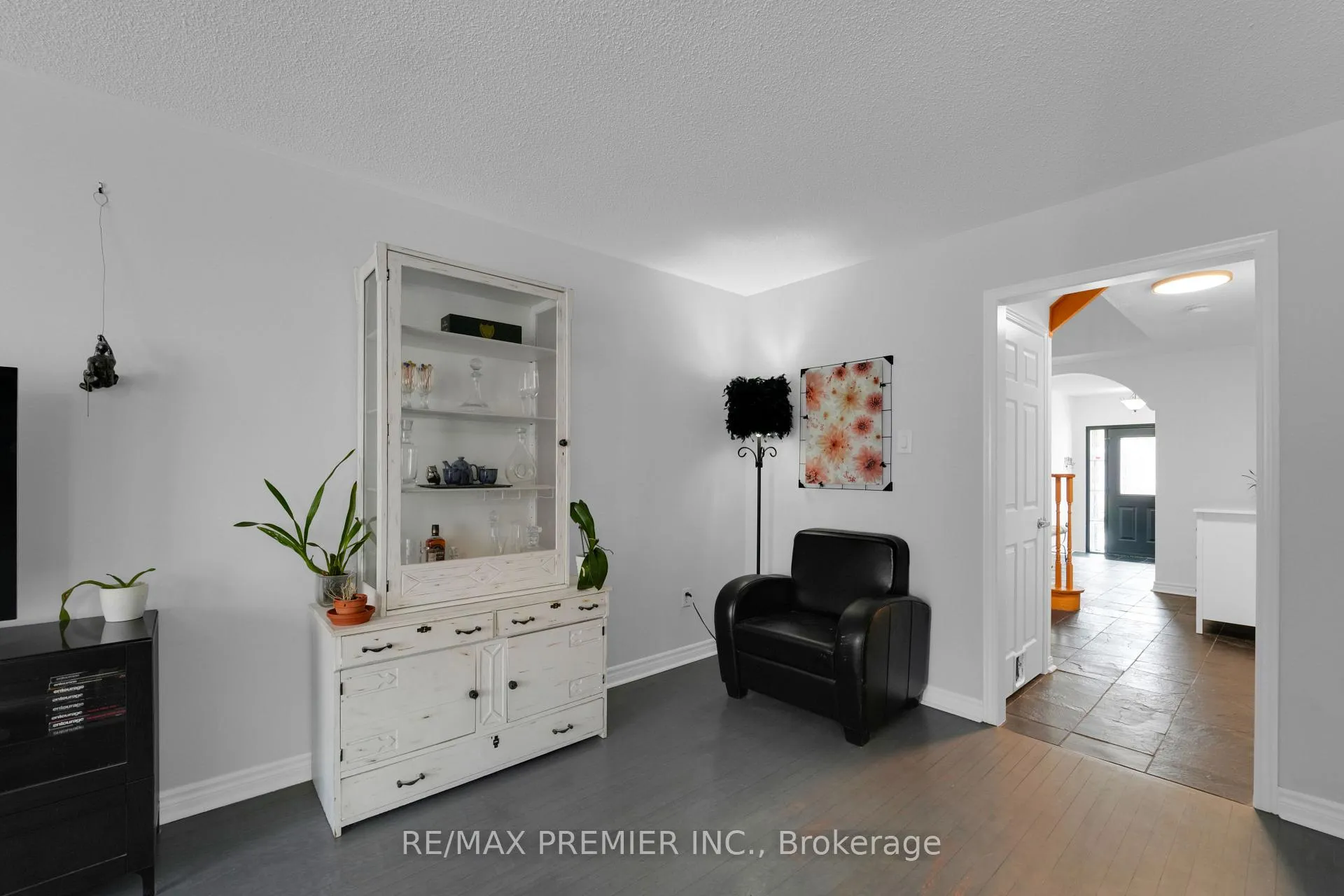 Photo 16 of 15 Michelle Drive, Vaughan, East Woodbridge — HOMEH