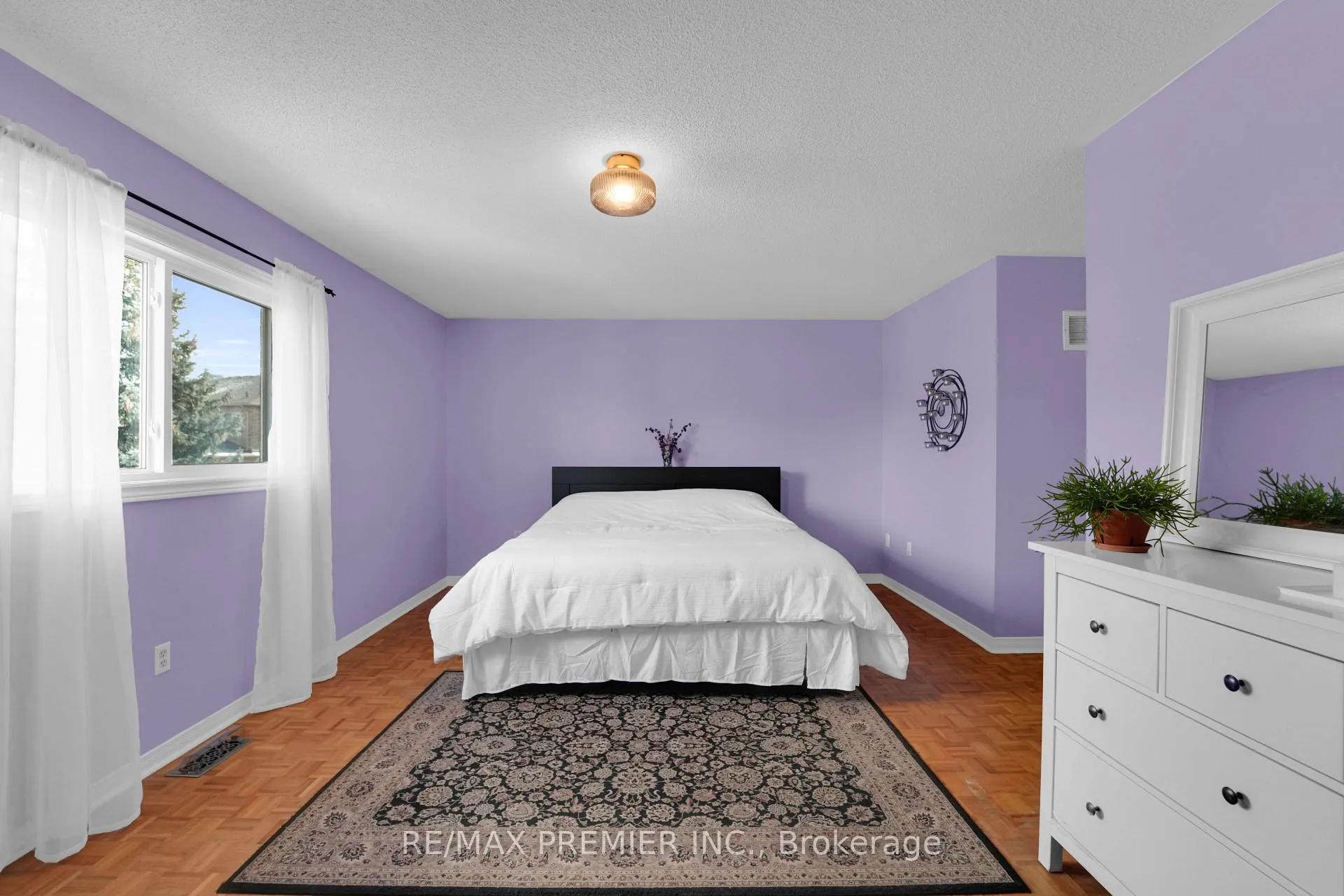 Photo 21 of 15 Michelle Drive, Vaughan, East Woodbridge — HOMEH