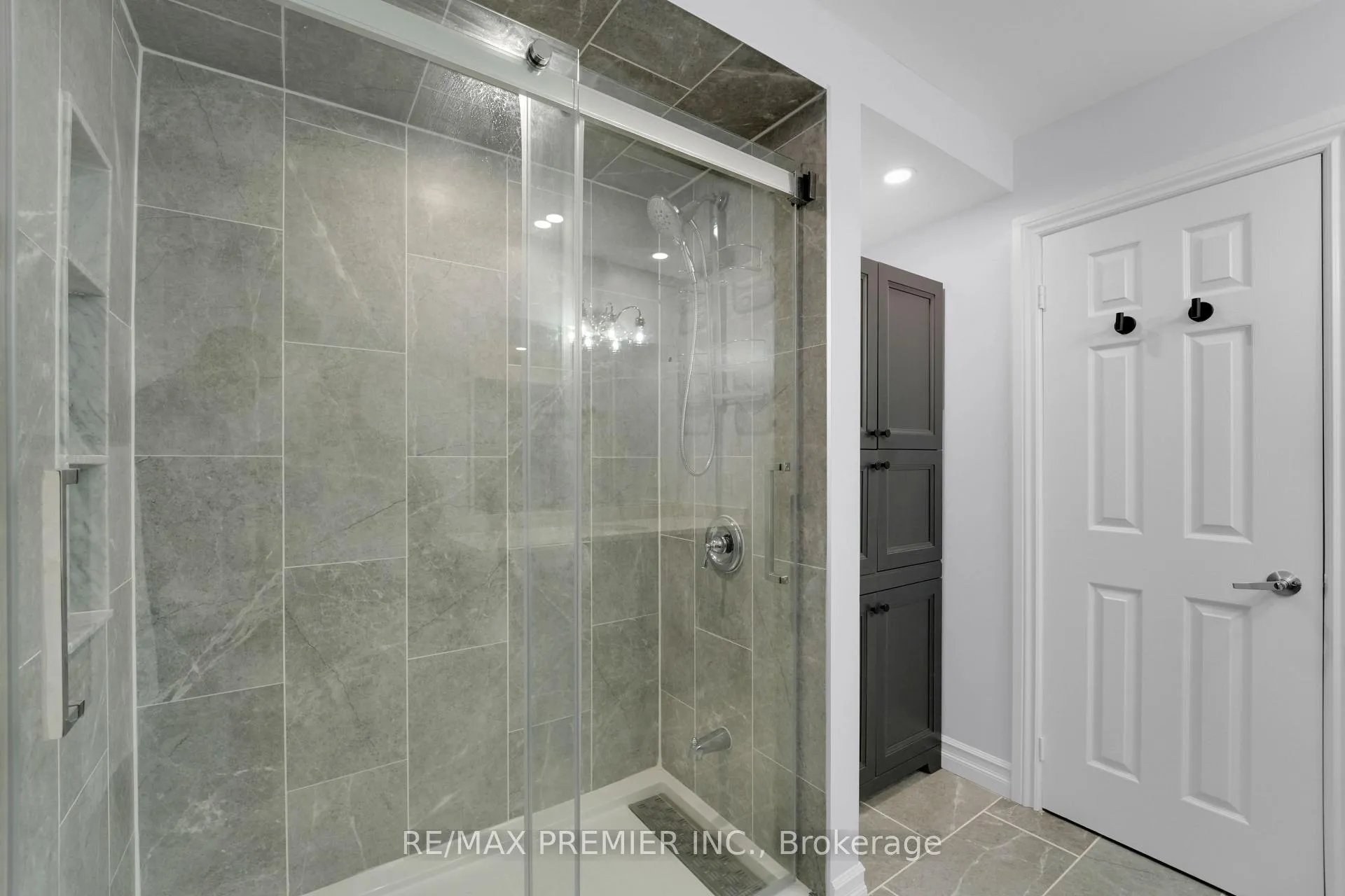 Photo 24 of 15 Michelle Drive, Vaughan, East Woodbridge — HOMEH