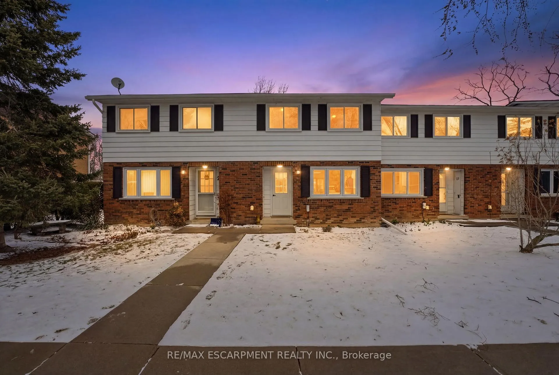 Photo 2 of 26 Richardson Drive, Norfolk, Port Dover — HOMEH