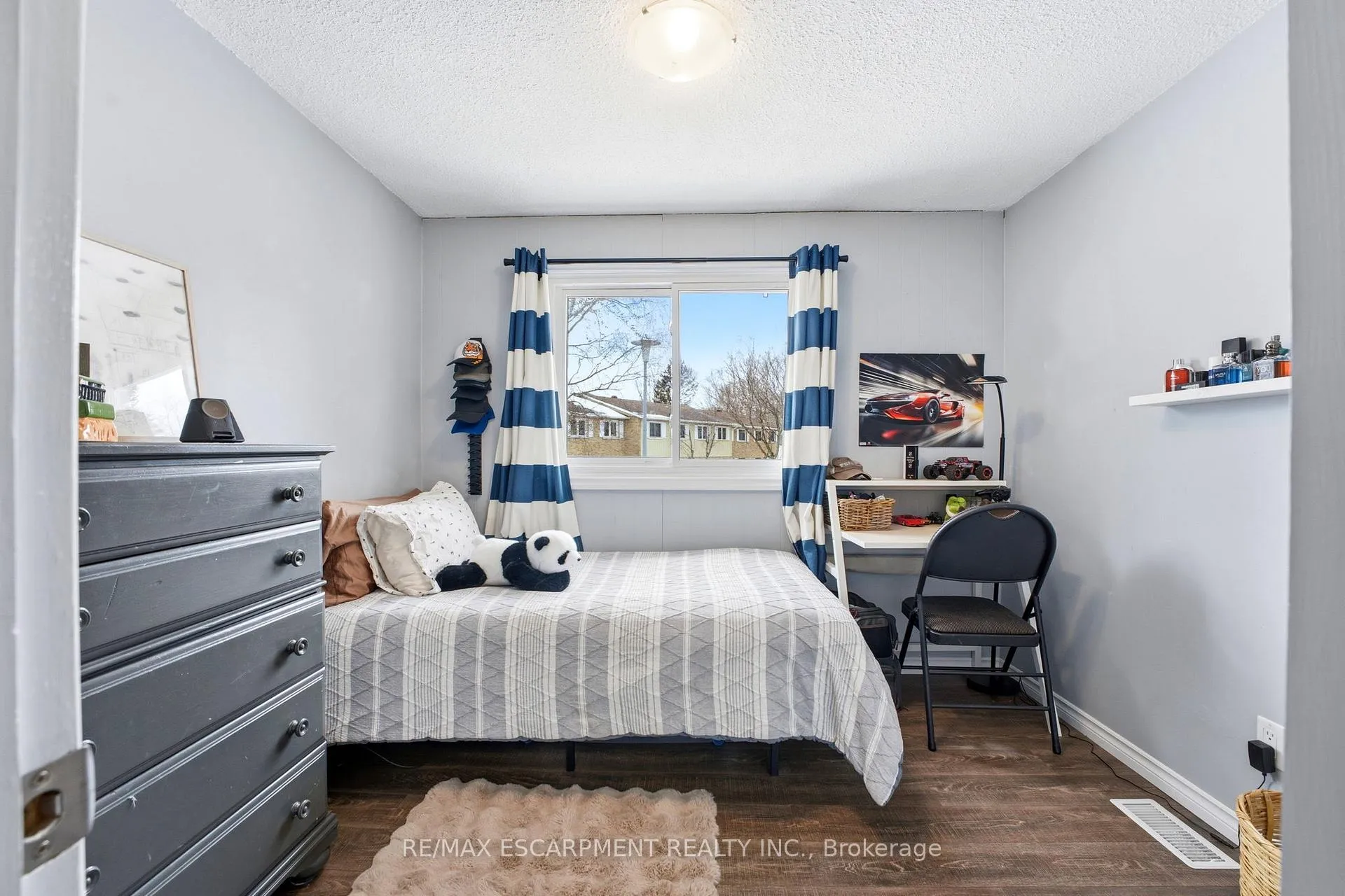Photo 8 of 26 Richardson Drive, Norfolk, Port Dover — HOMEH