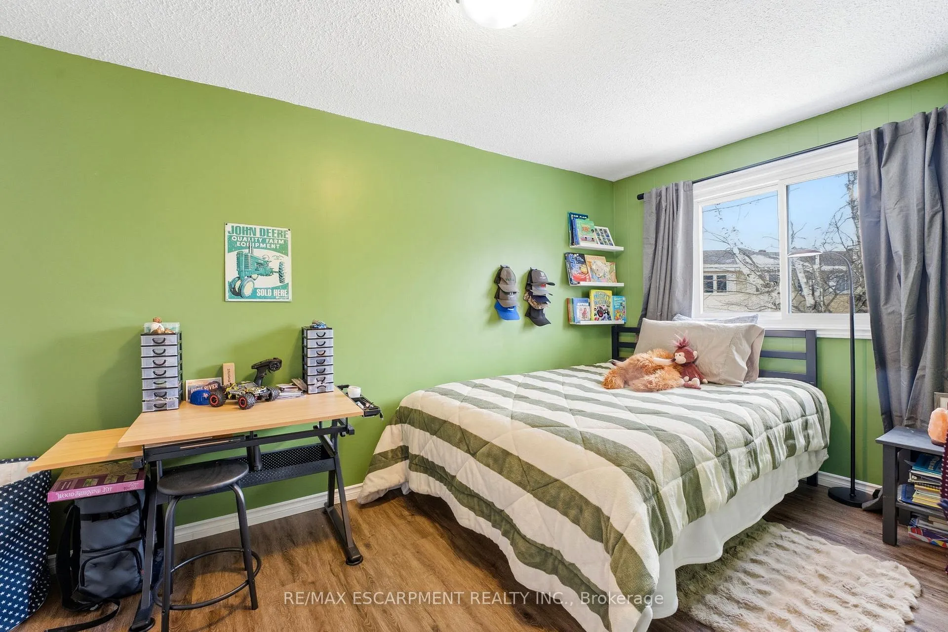 Photo 9 of 26 Richardson Drive, Norfolk, Port Dover — HOMEH