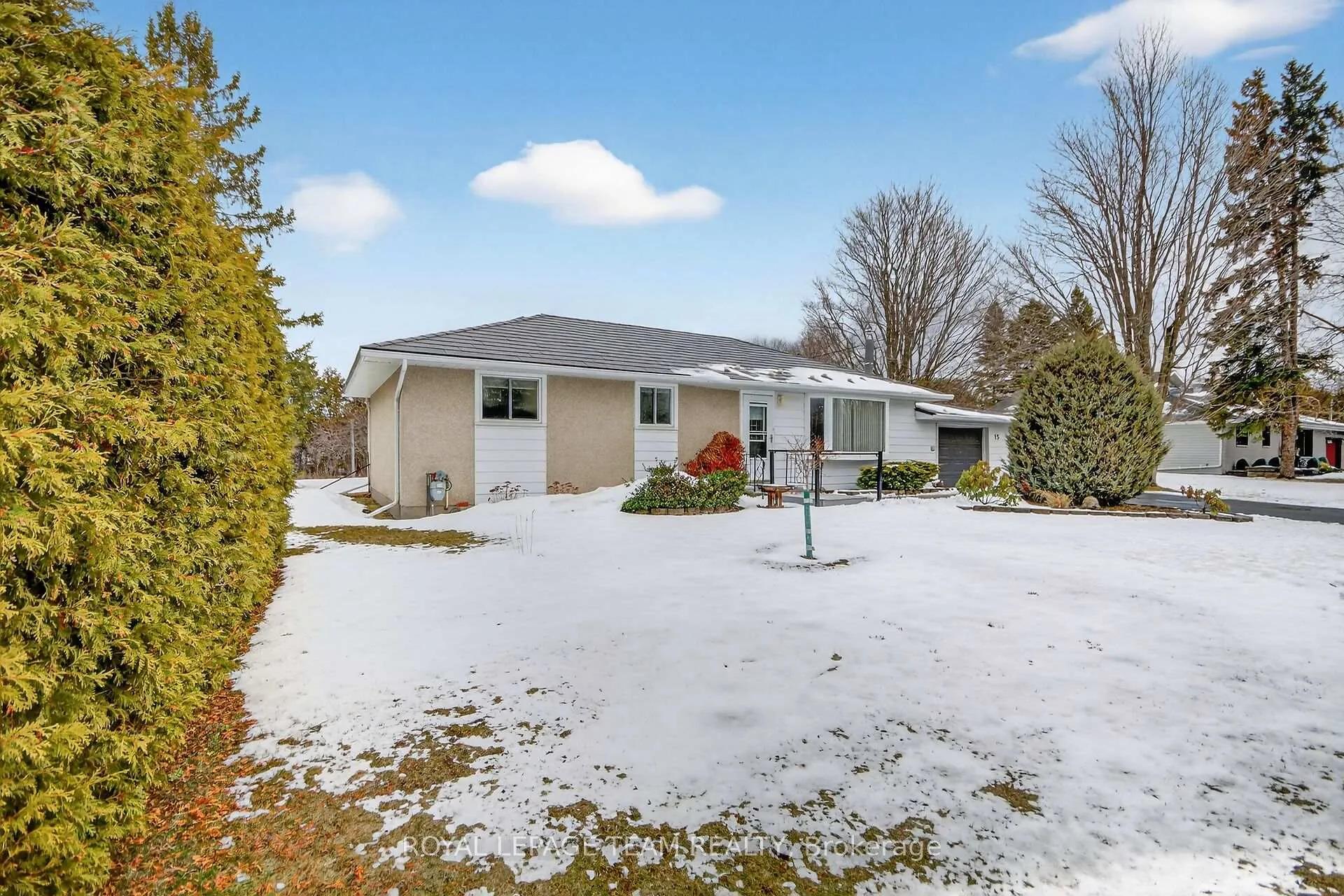 Photo 2 of 15 Savage Drive, Ottawa, Stittsville (Central) — HOMEH