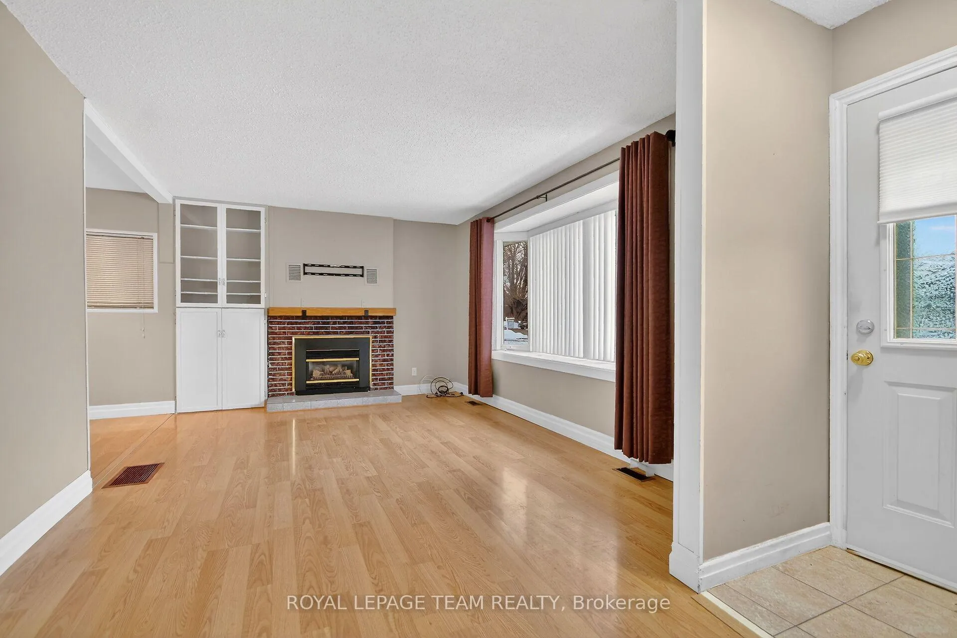 Photo 8 of 15 Savage Drive, Ottawa, Stittsville (Central) — HOMEH