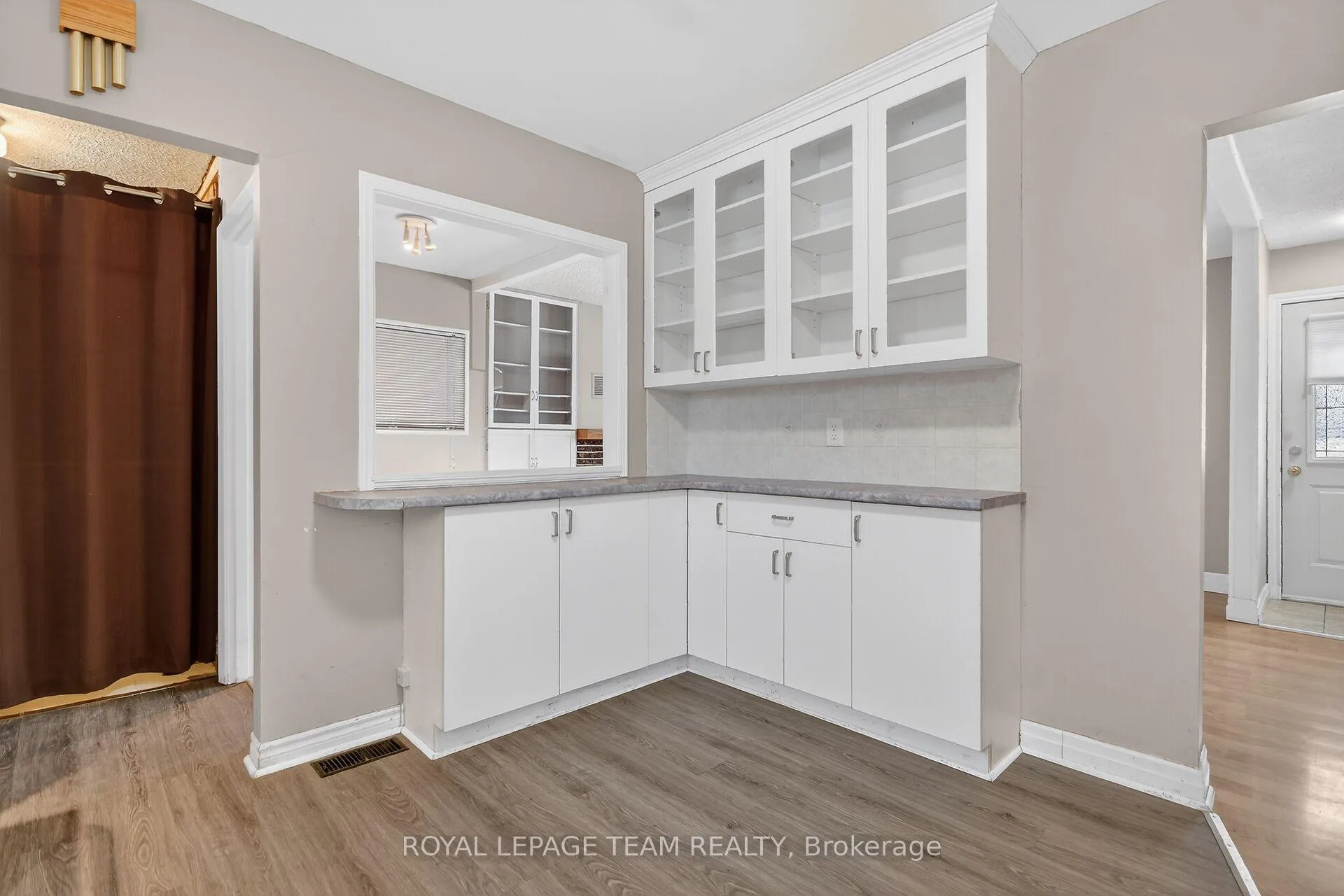 Photo 12 of 15 Savage Drive, Ottawa, Stittsville (Central) — HOMEH