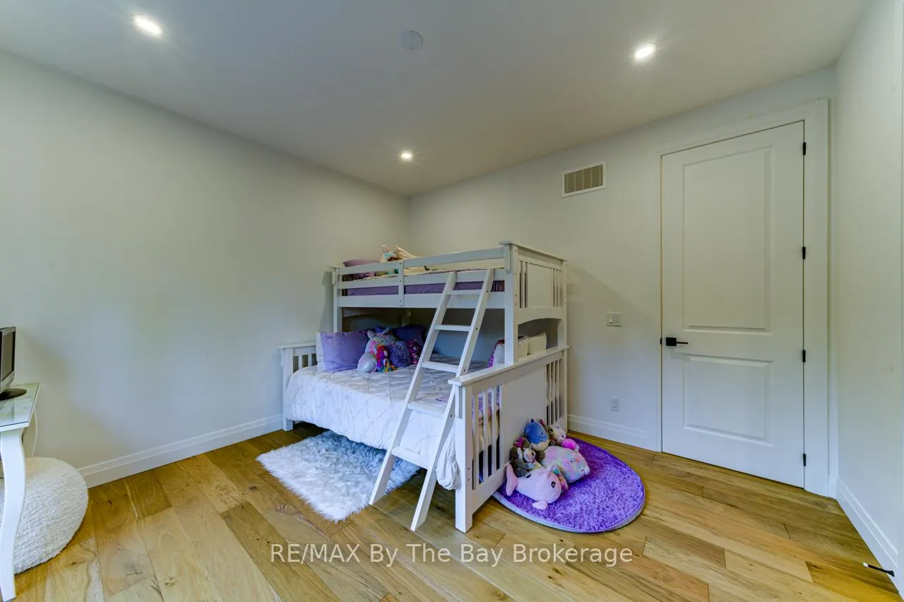 Photo 9 of 7881 Poplar Road, Clearview, Rural Clearview — HOMEH