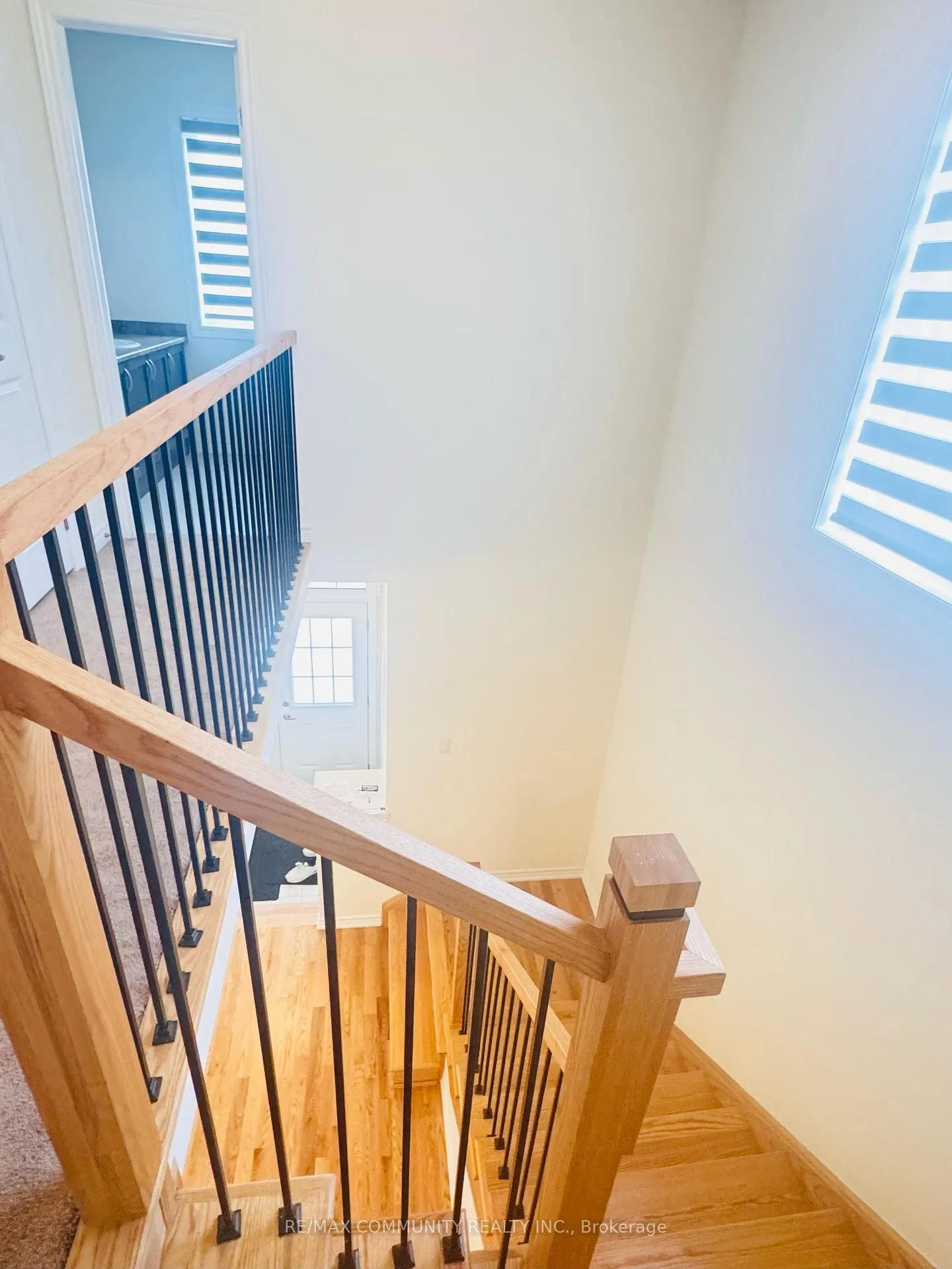 Photo 8 of 2506 Athena Path, Pickering, Rural Pickering — HOMEH