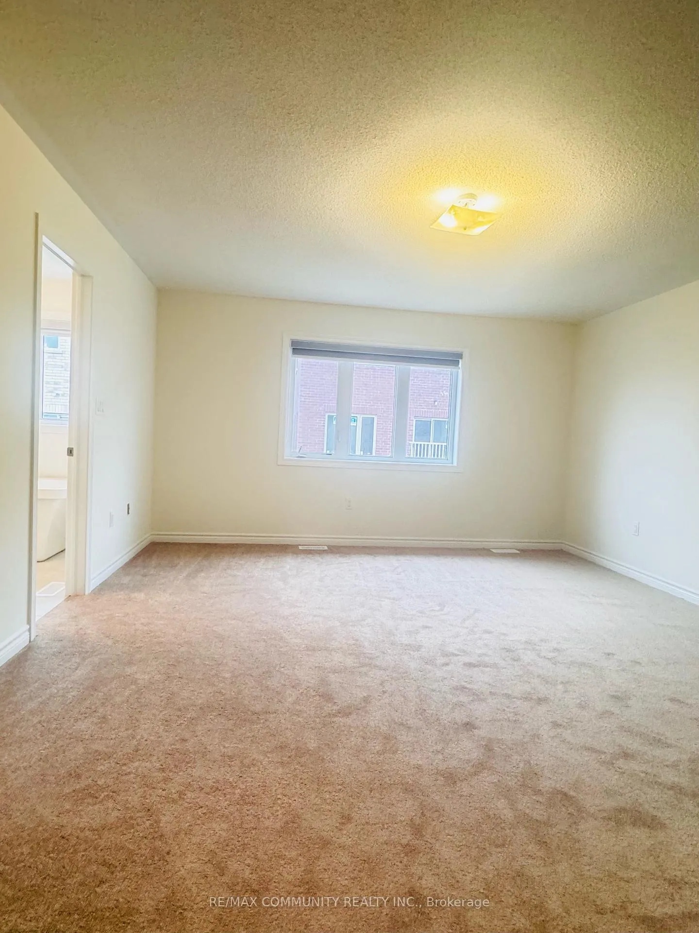 Photo 9 of 2506 Athena Path, Pickering, Rural Pickering — HOMEH