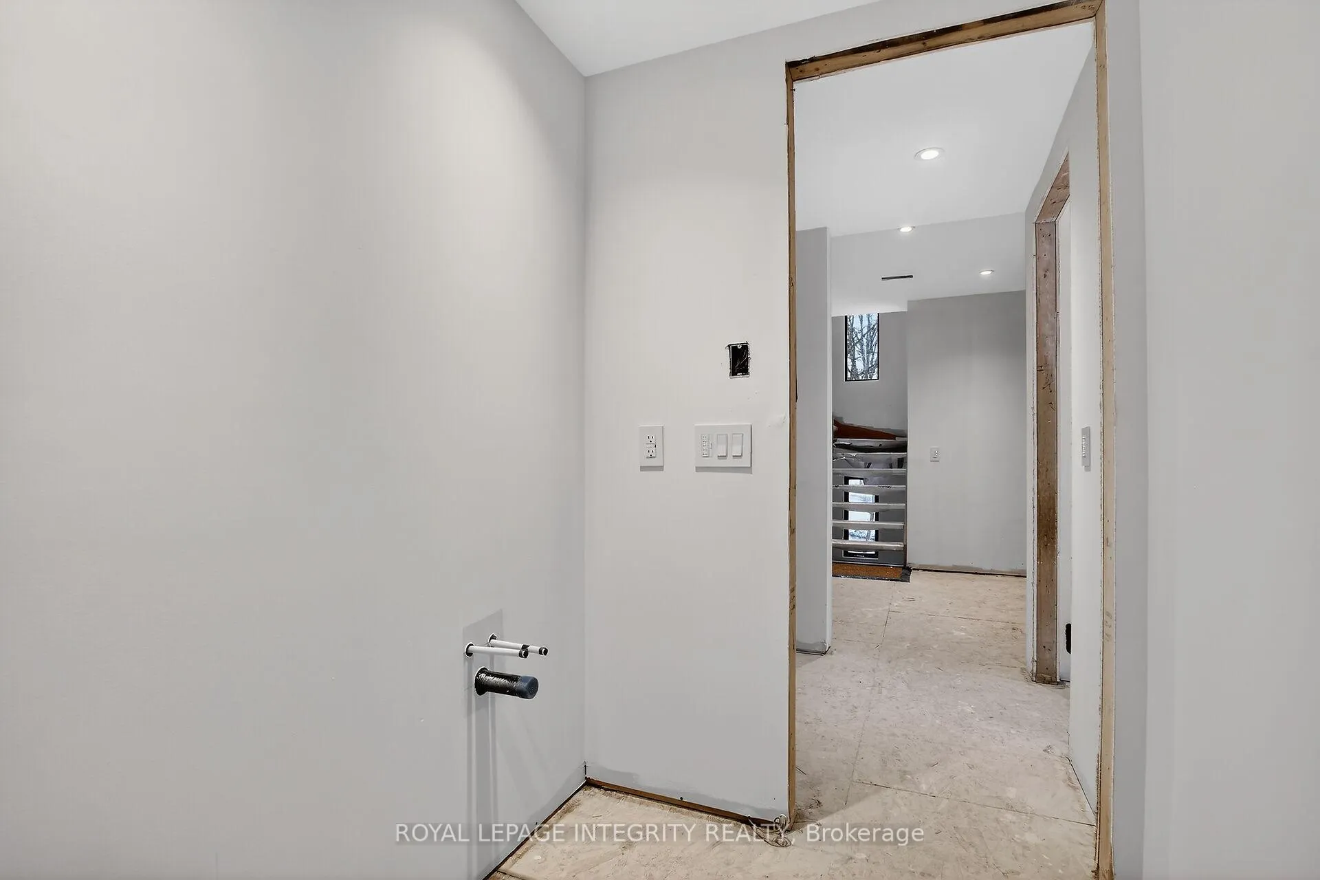 Photo 18 of 112 Queen Elizabeth Drive, Ottawa, Ottawa Centre/Golden Triangle — HOMEH