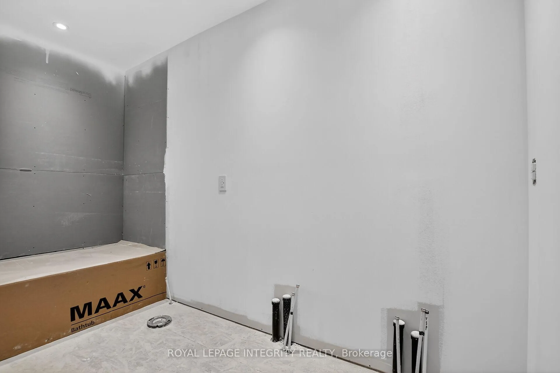 Photo 55 of 112 Queen Elizabeth Drive, Ottawa, Ottawa Centre/Golden Triangle — HOMEH