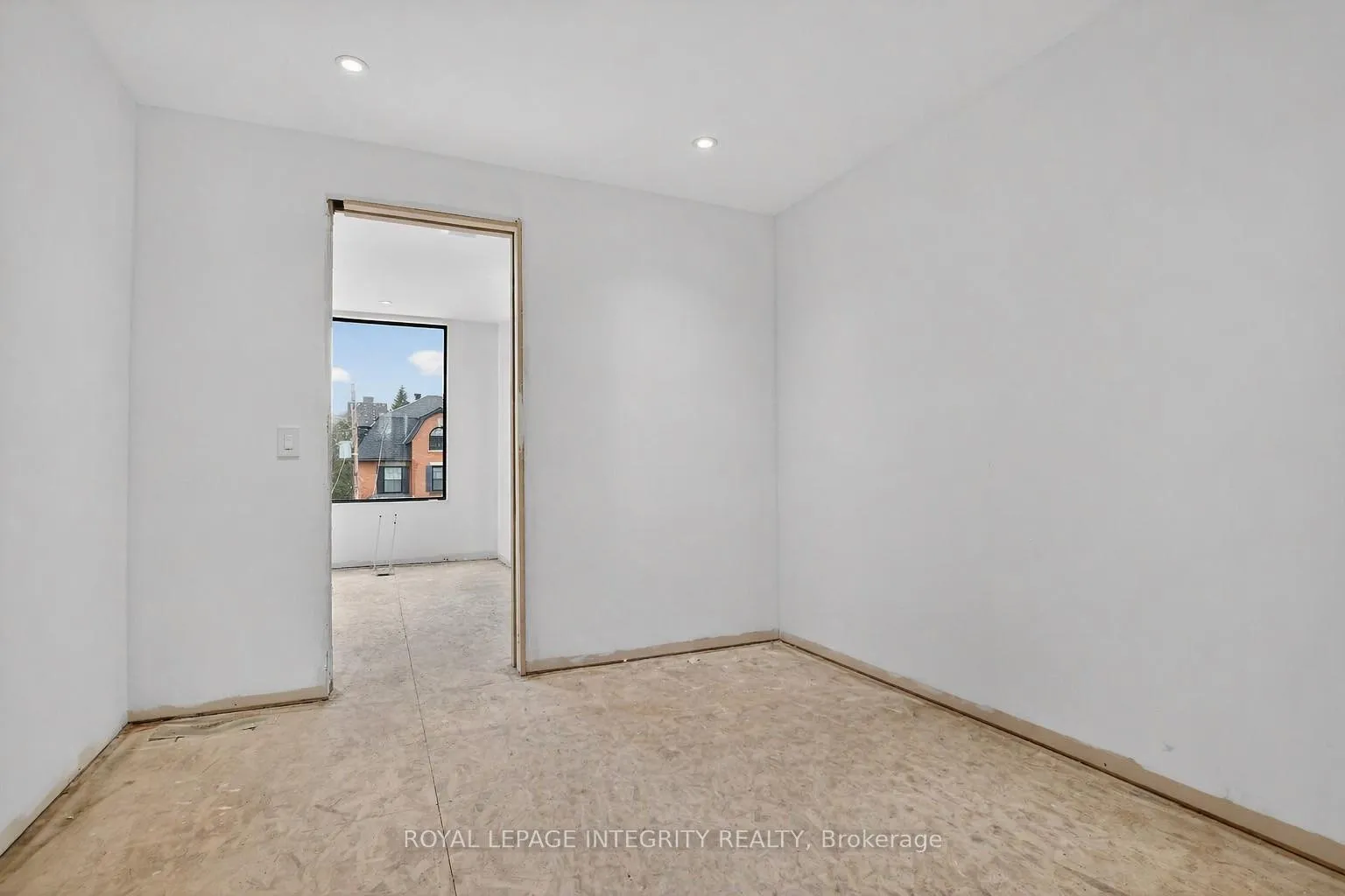 Photo 44 of 112 Queen Elizabeth Drive, Ottawa, Ottawa Centre/Golden Triangle — HOMEH