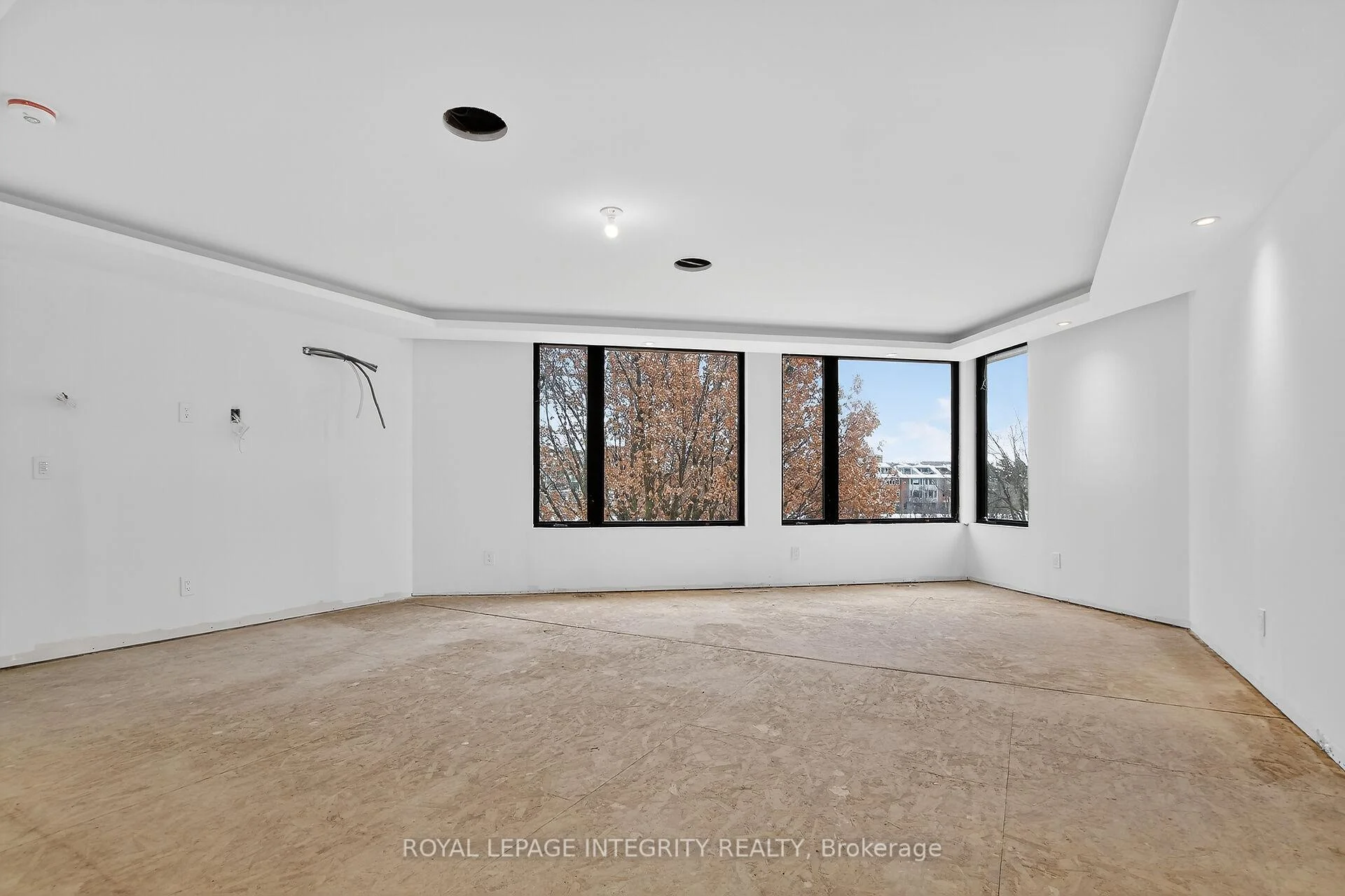 Photo 43 of 112 Queen Elizabeth Drive, Ottawa, Ottawa Centre/Golden Triangle — HOMEH
