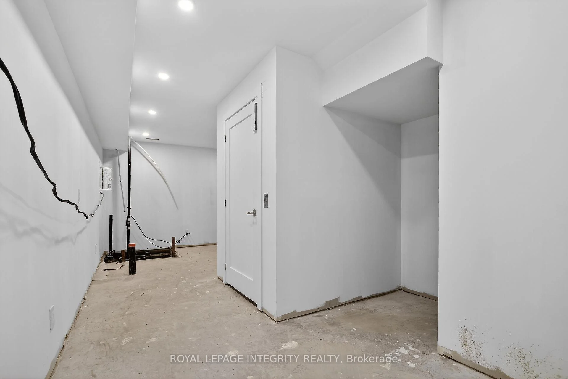 Photo 65 of 112 Queen Elizabeth Drive, Ottawa, Ottawa Centre/Golden Triangle — HOMEH