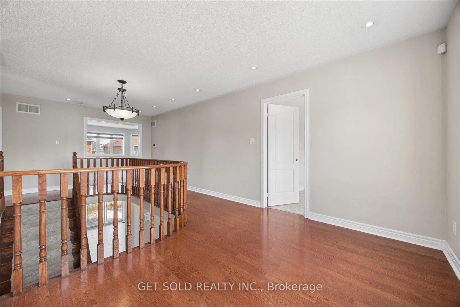 Photo 32 of 25 Mountain Gorge Road, Brampton, Sandringham-Wellington — HOMEH