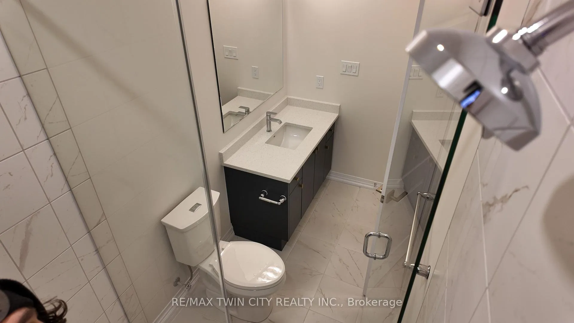 Photo 9 of Unit C055, 525 Erinbrook Drive, Kitchener — HOMEH