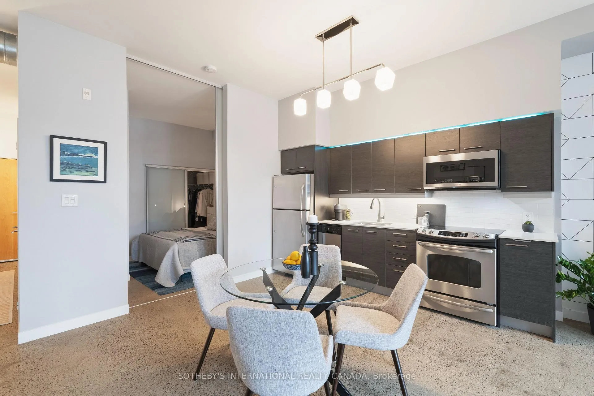 Photo 6 of Unit 215, 510 King Street E, Toronto, Moss Park — HOMEH