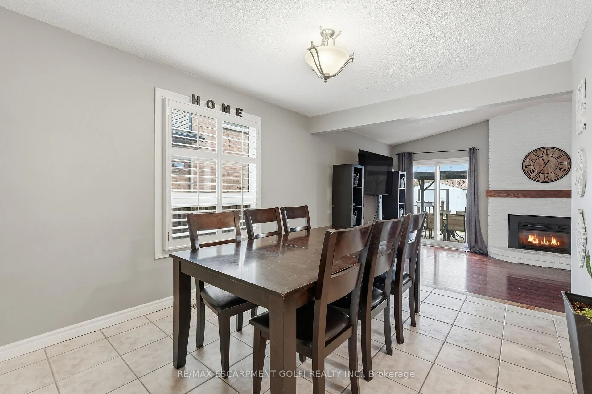 Photo 3 of 333 Celtic Drive, Hamilton, Stoney Creek — HOMEH