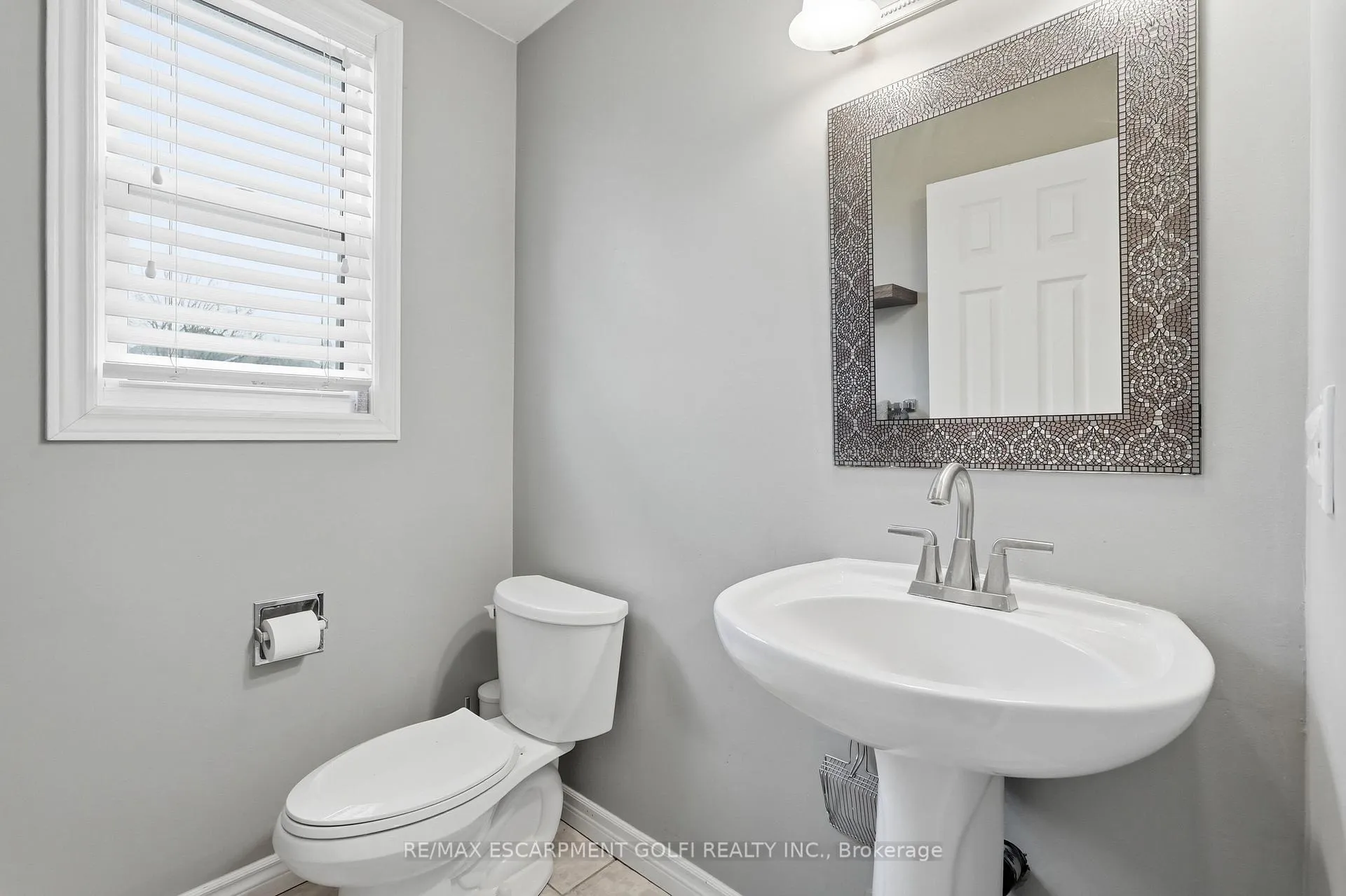 Photo 10 of 333 Celtic Drive, Hamilton, Stoney Creek — HOMEH