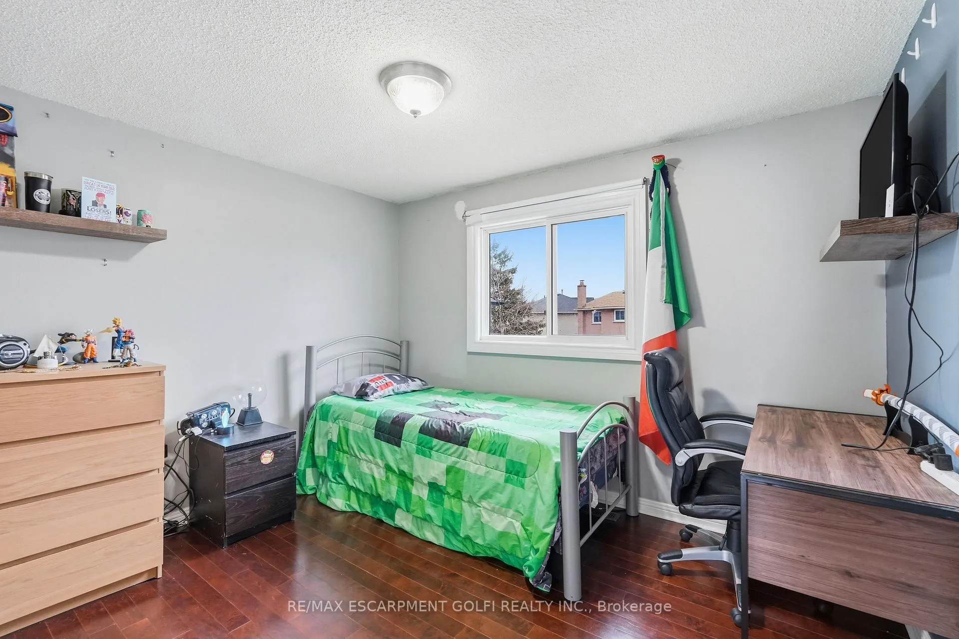 Photo 12 of 333 Celtic Drive, Hamilton, Stoney Creek — HOMEH