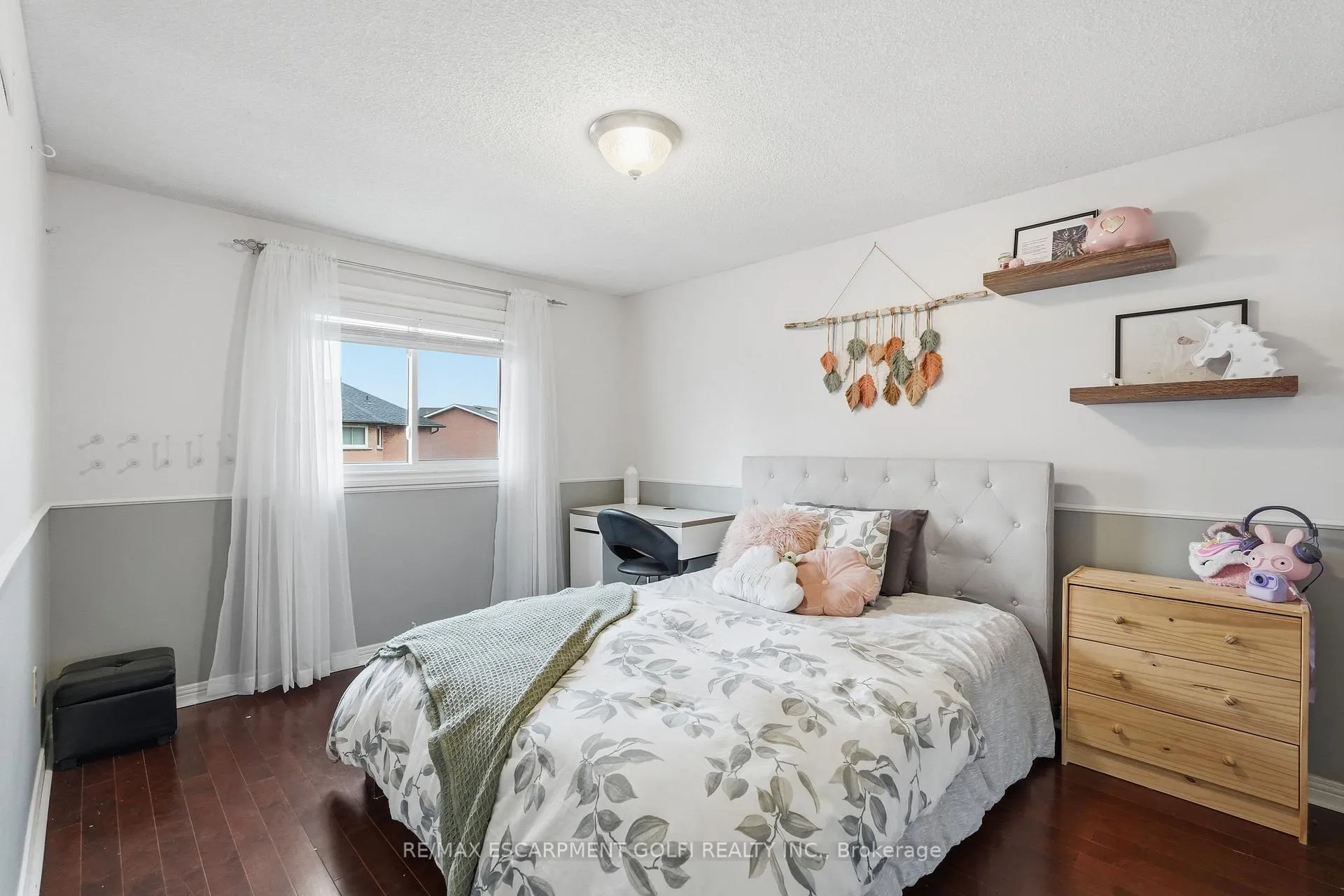 Photo 14 of 333 Celtic Drive, Hamilton, Stoney Creek — HOMEH