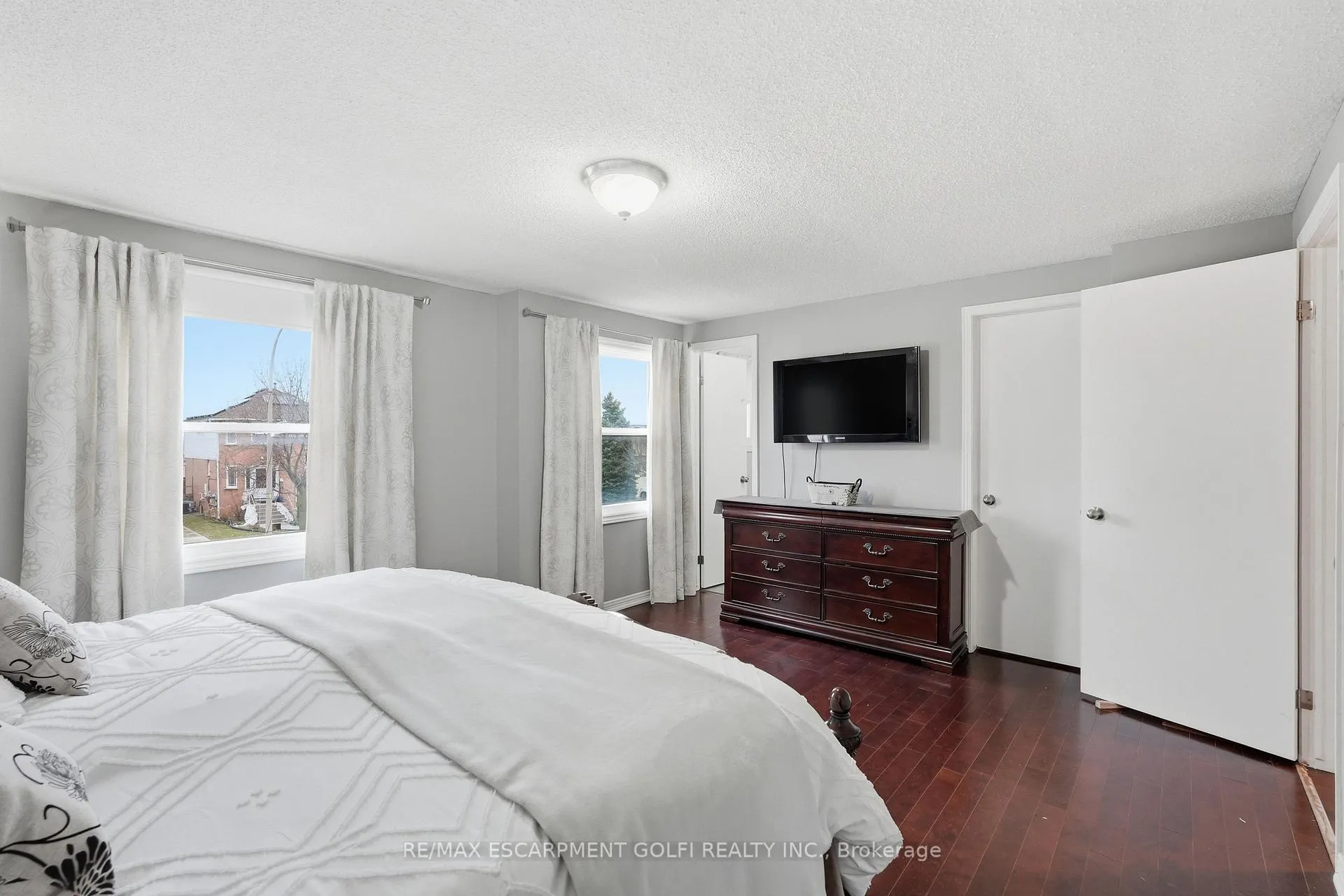 Photo 19 of 333 Celtic Drive, Hamilton, Stoney Creek — HOMEH