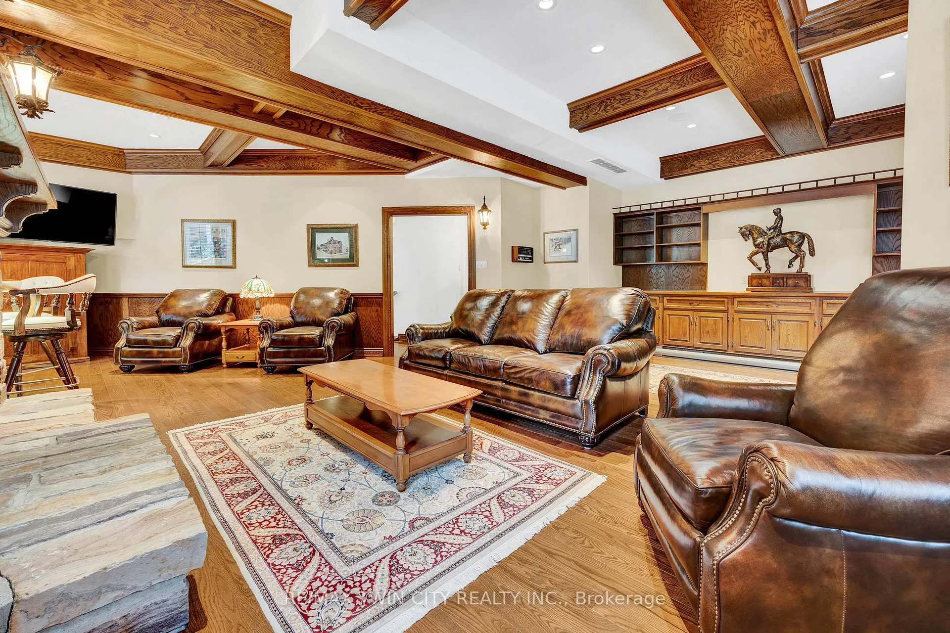 Photo 19 of 32 Maple Hill Drive, Kitchener — HOMEH