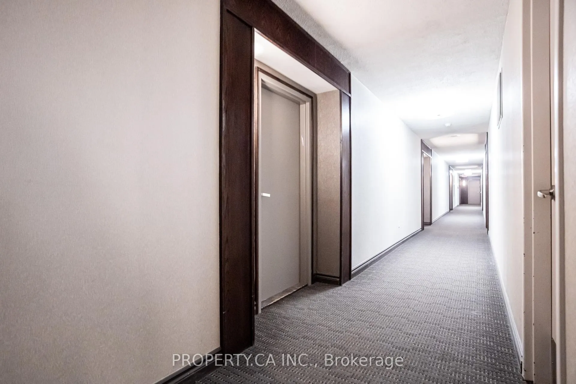 Photo 5 of Unit 1109, 7601 Bathurst Street, Vaughan, Crestwood-Springfarm-Yorkhill — HOMEH