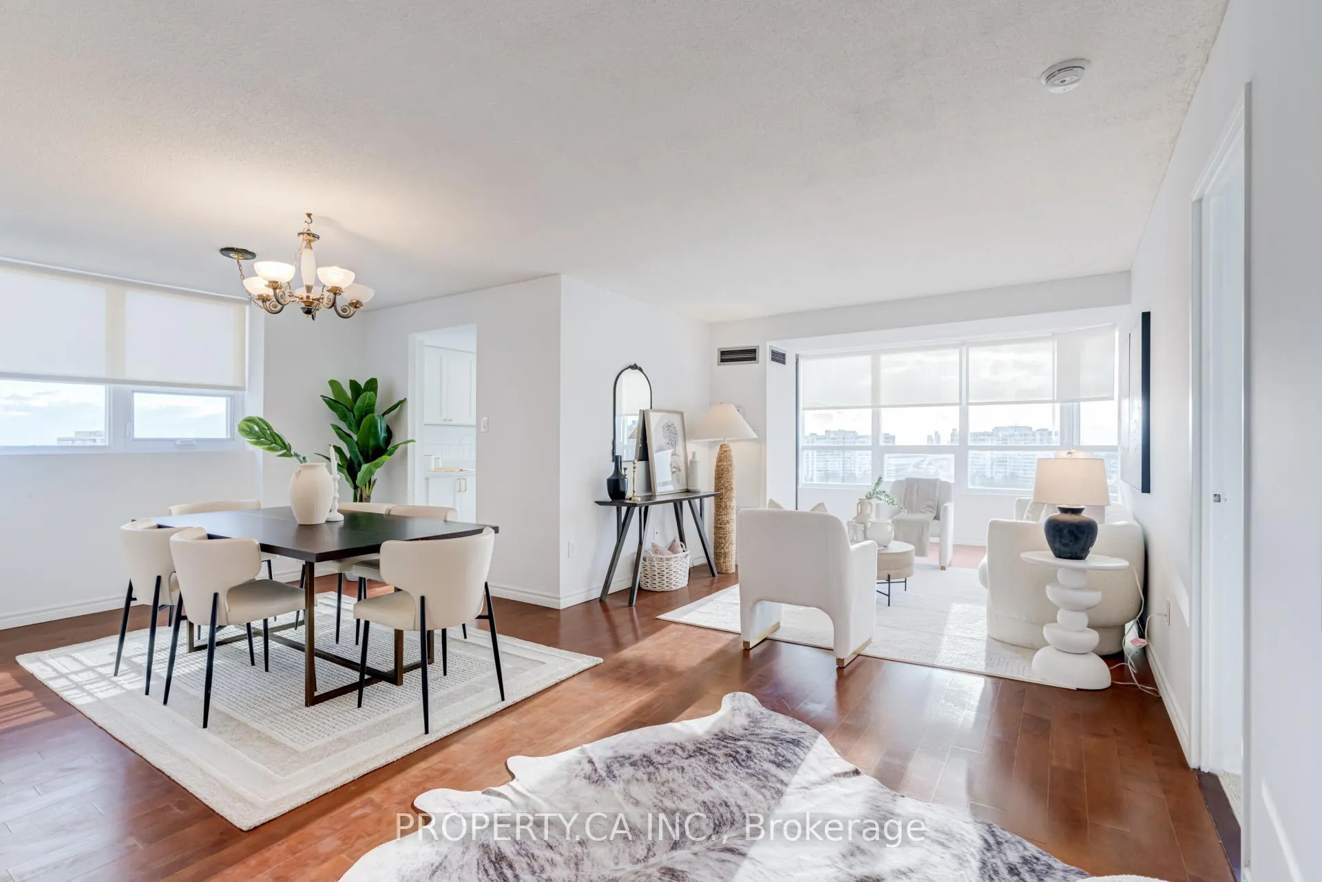 Photo 8 of Unit 1109, 7601 Bathurst Street, Vaughan, Crestwood-Springfarm-Yorkhill — HOMEH