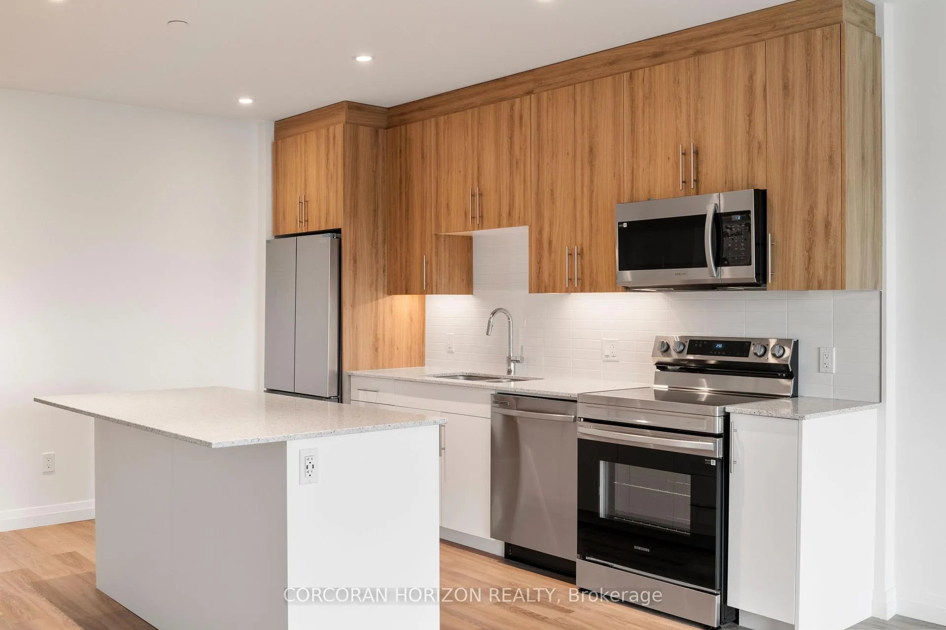 Photo 6 of Unit 717, 525 New Dundee Road, Kitchener — HOMEH