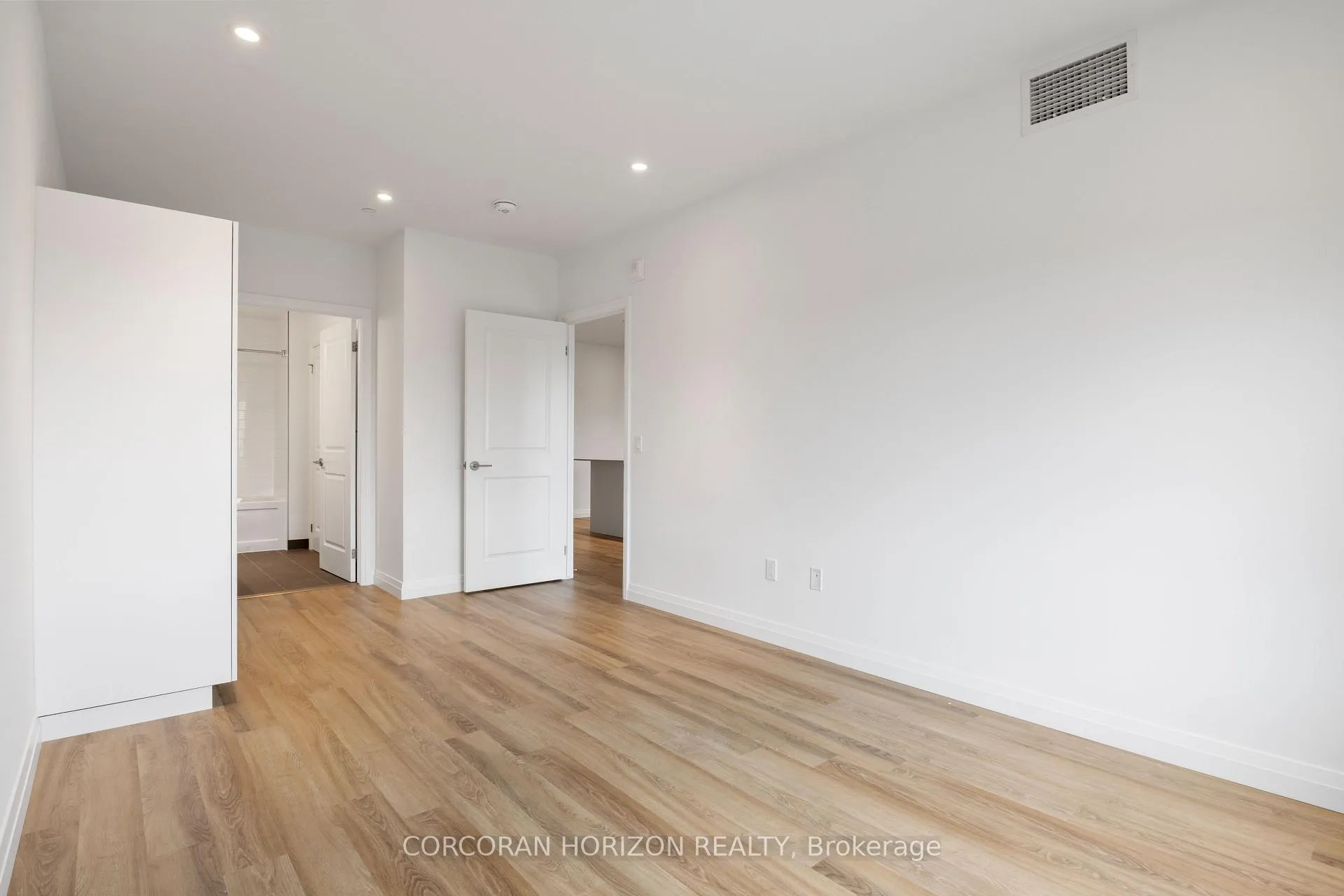 Photo 11 of Unit 717, 525 New Dundee Road, Kitchener — HOMEH