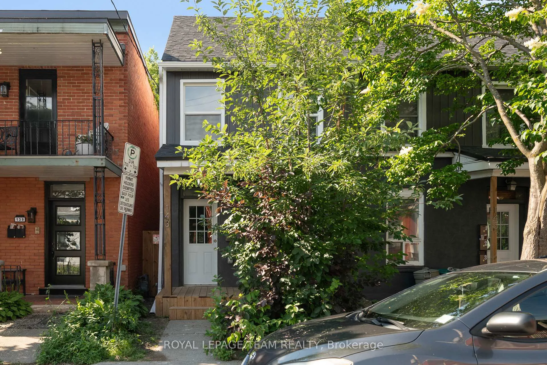 Front of Unit 2, 145 St Andrew Street
