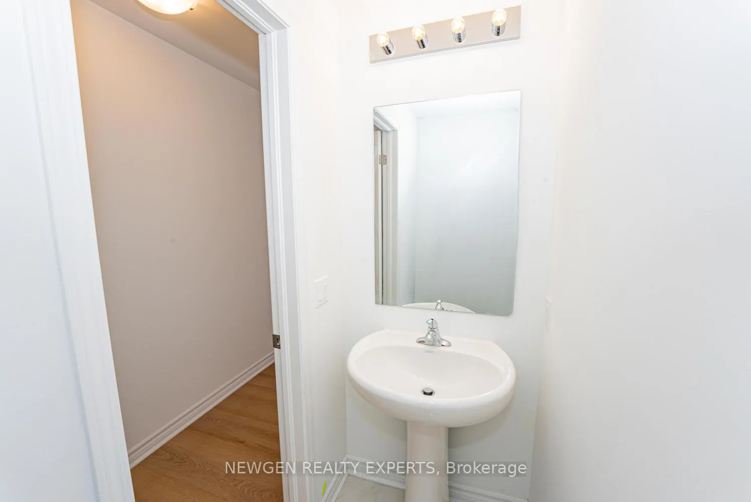 Photo 12 of Unit 15, 4320 Ebenezer Road, Brampton, Bram East — HOMEH