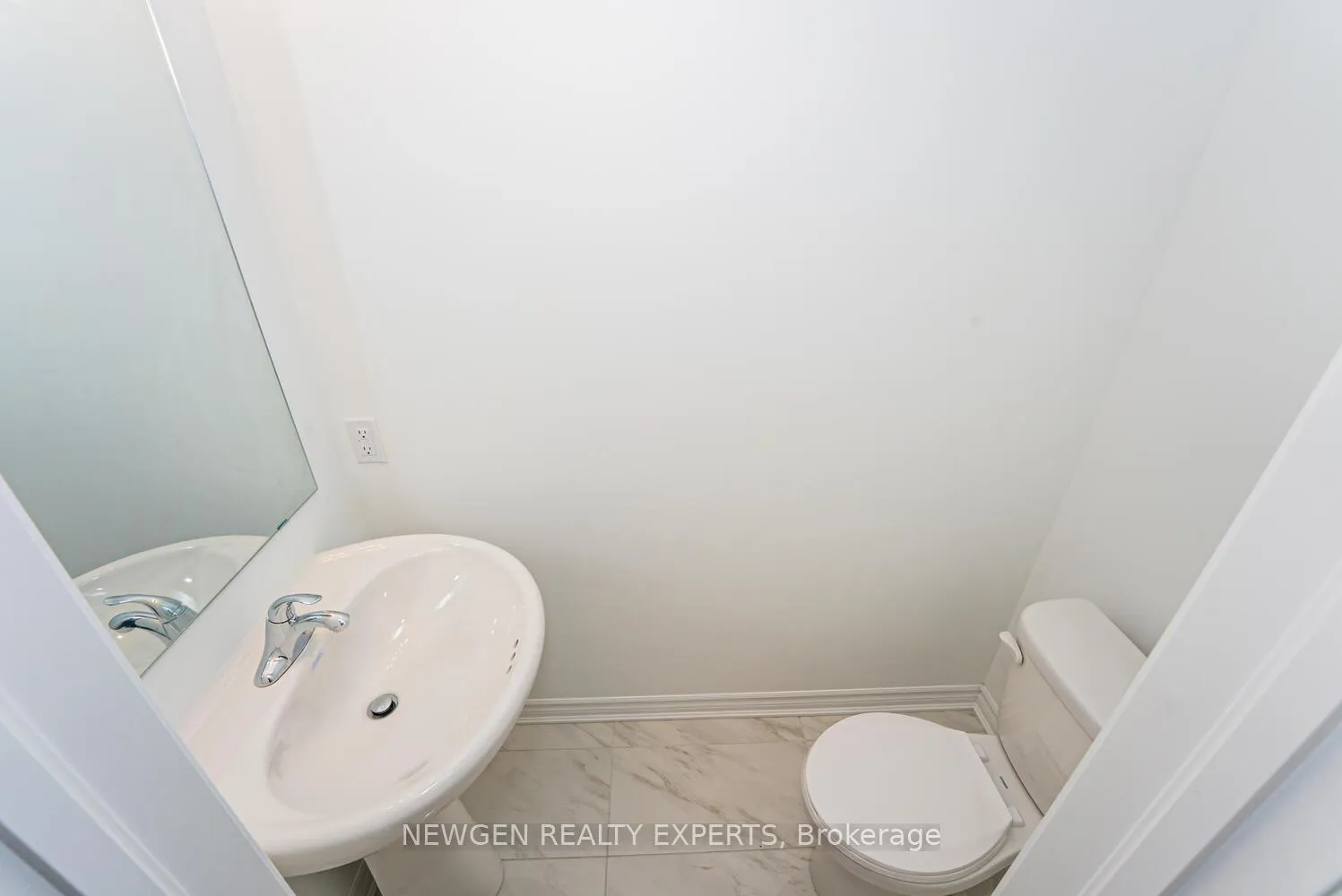Photo 13 of Unit 15, 4320 Ebenezer Road, Brampton, Bram East — HOMEH
