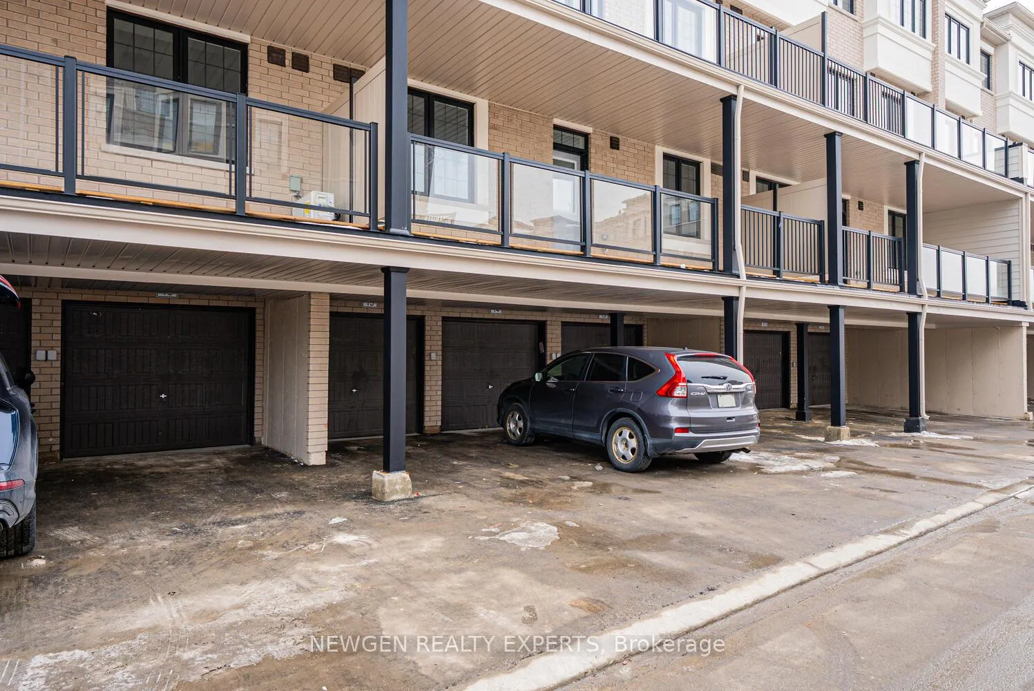 Photo 29 of Unit 15, 4320 Ebenezer Road, Brampton, Bram East — HOMEH