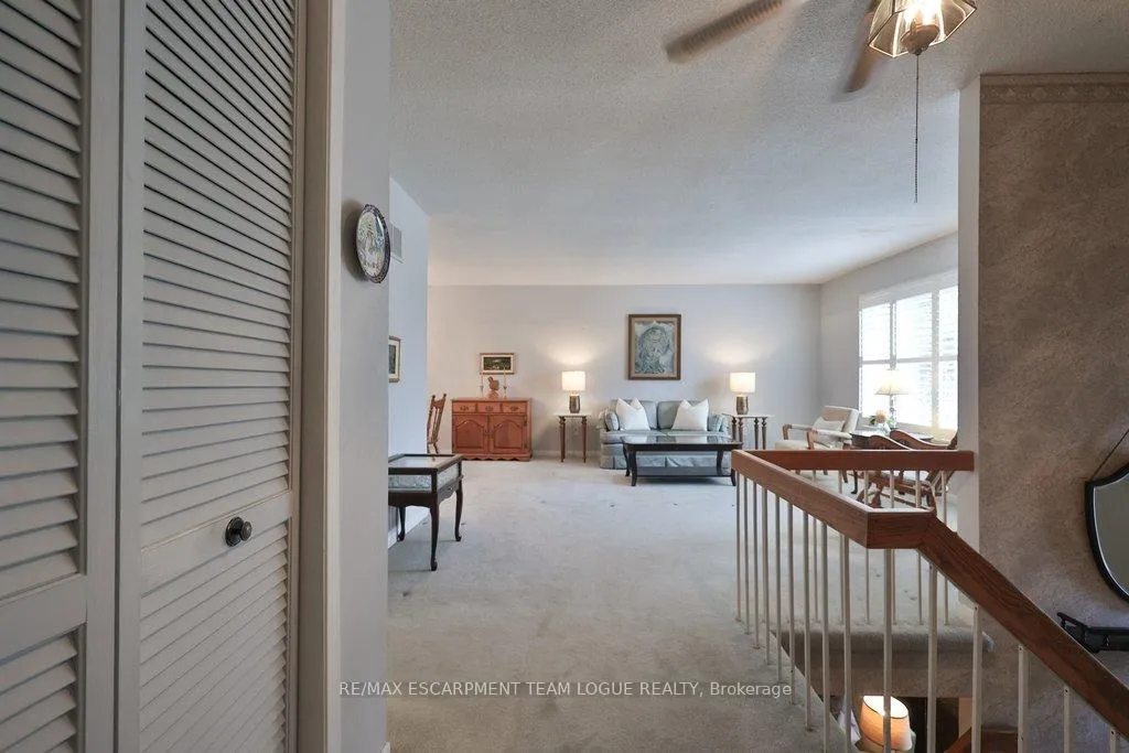 Photo 6 of 3501 Rubens Court, Burlington, Roseland — HOMEH