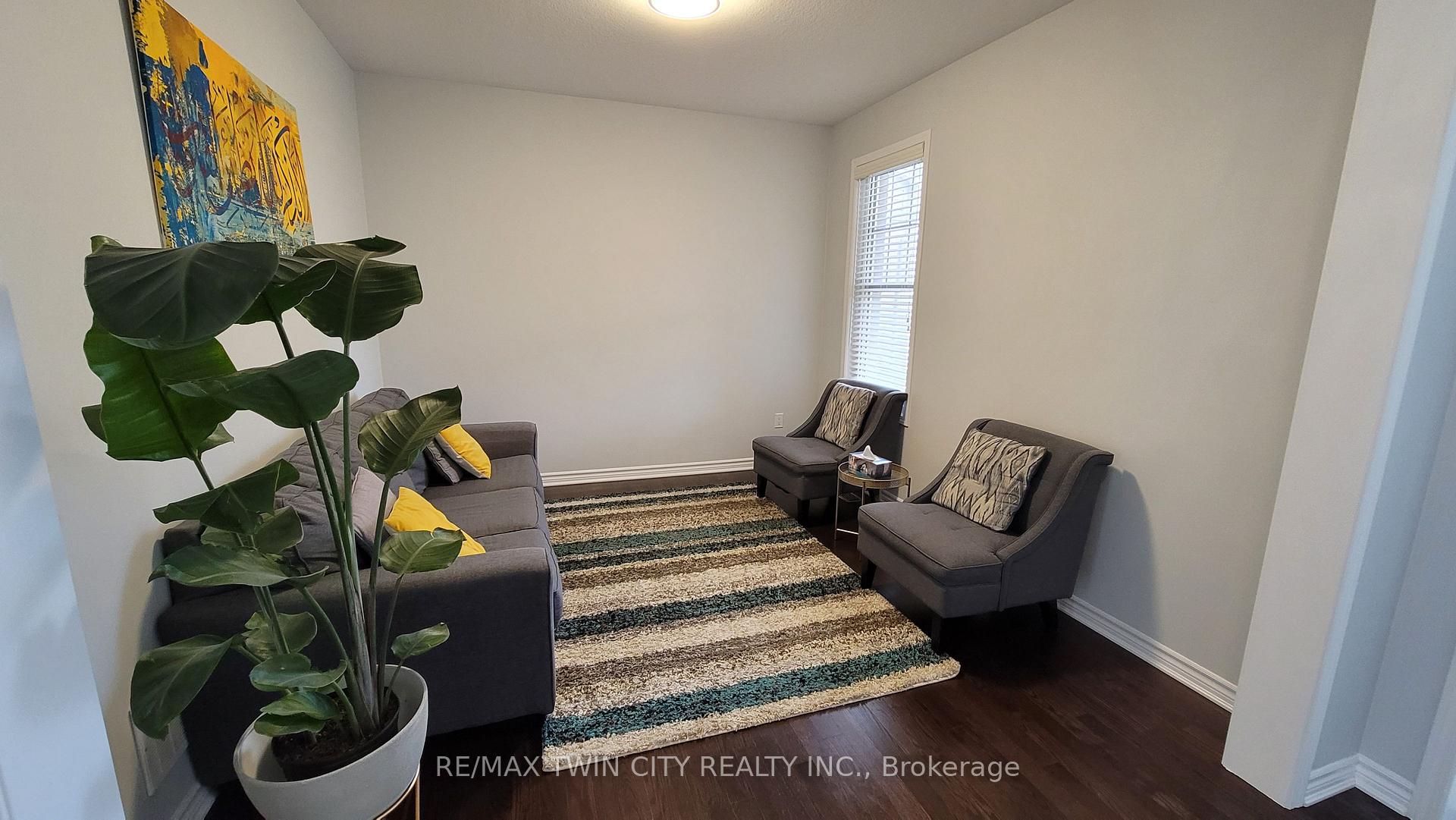 Photo 5 of 231 Grovehill Crescent, Kitchener, Rosenburg — HOMEH