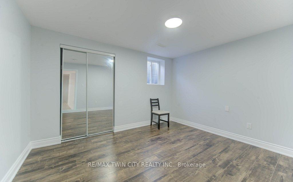 Photo 33 of 231 Grovehill Crescent, Kitchener, Rosenburg — HOMEH