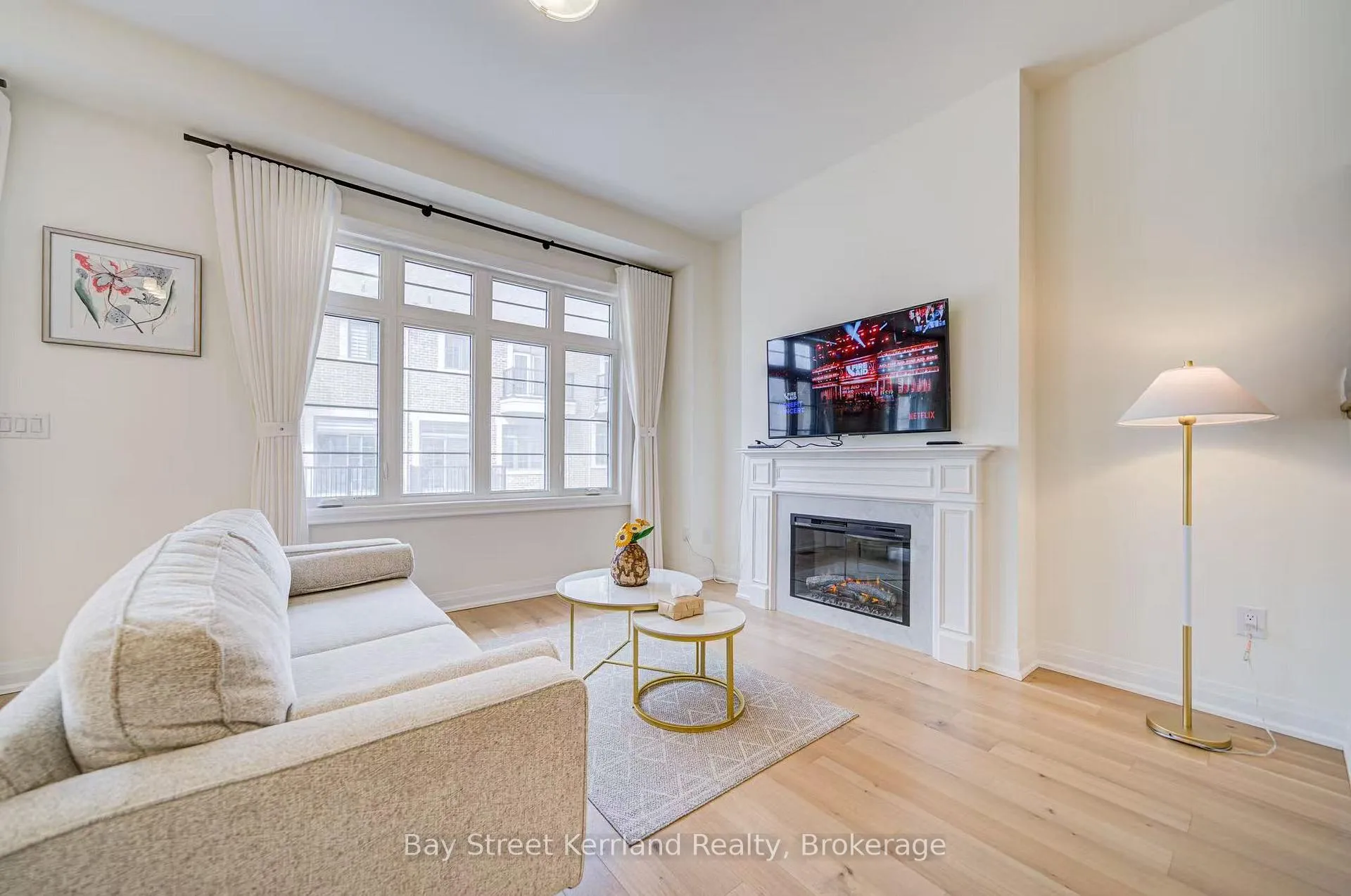Photo 18 of 10 Silvermills Lane, Markham, Angus Glen — HOMEH