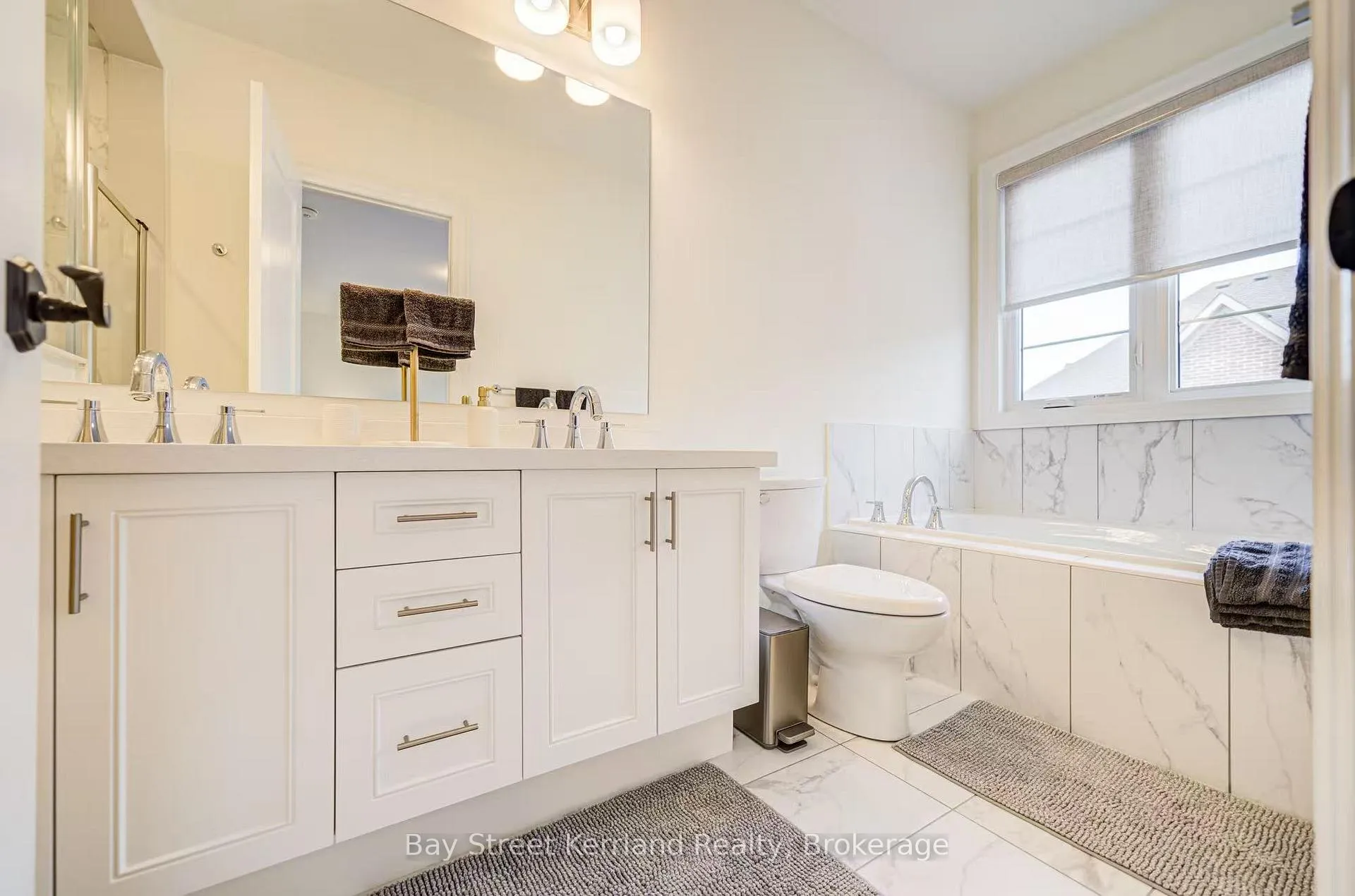 Photo 38 of 10 Silvermills Lane, Markham, Angus Glen — HOMEH